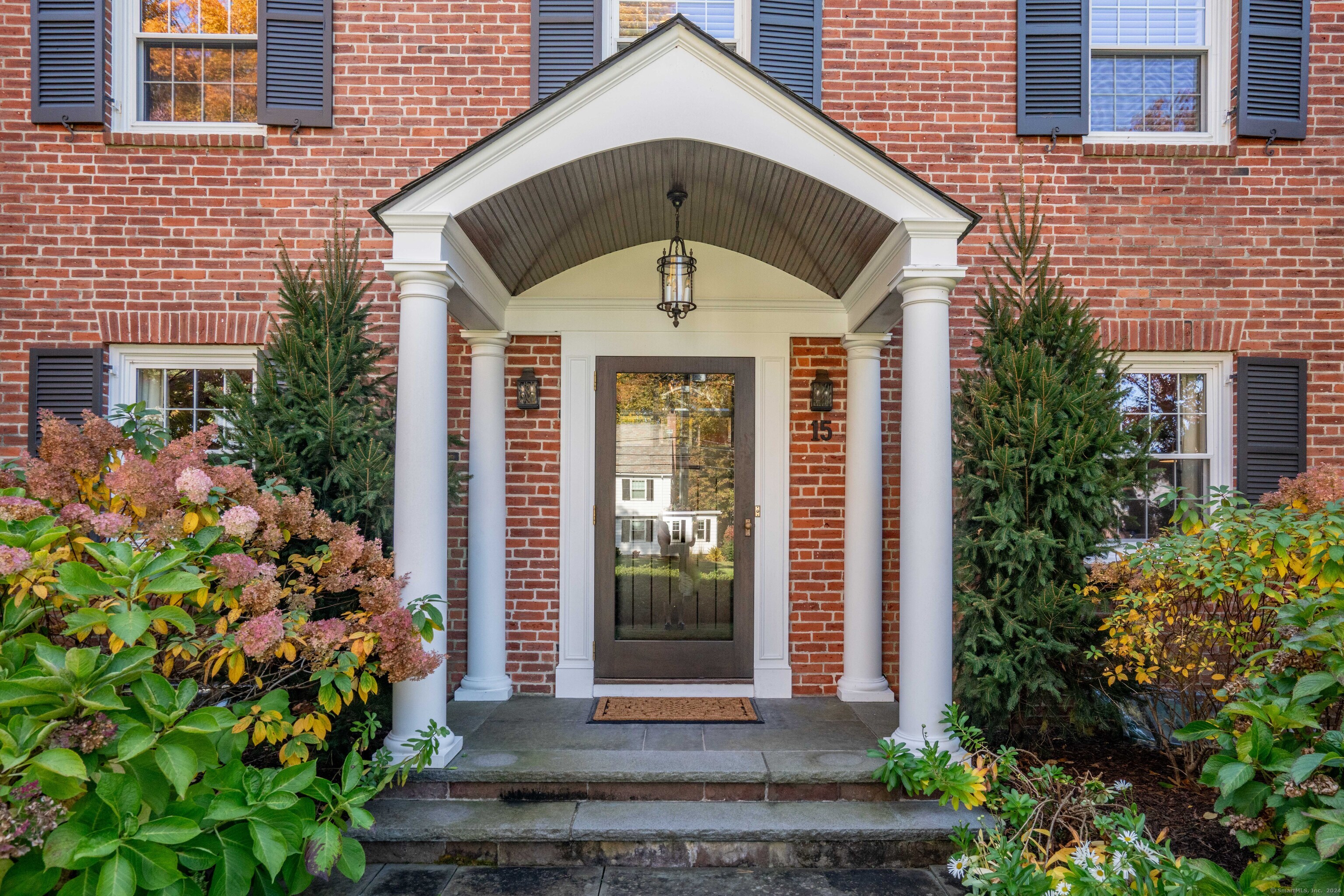 15 Mountain View Drive