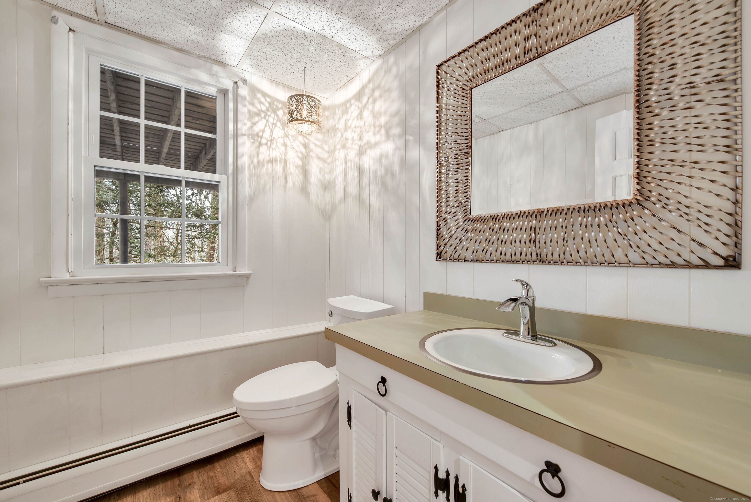 77 Hemlock Ridge