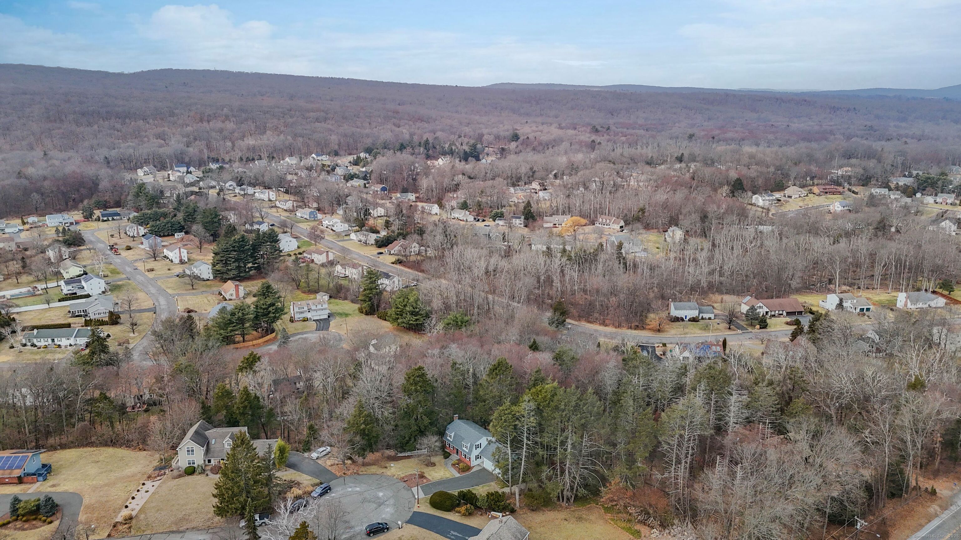 77 Hemlock Ridge