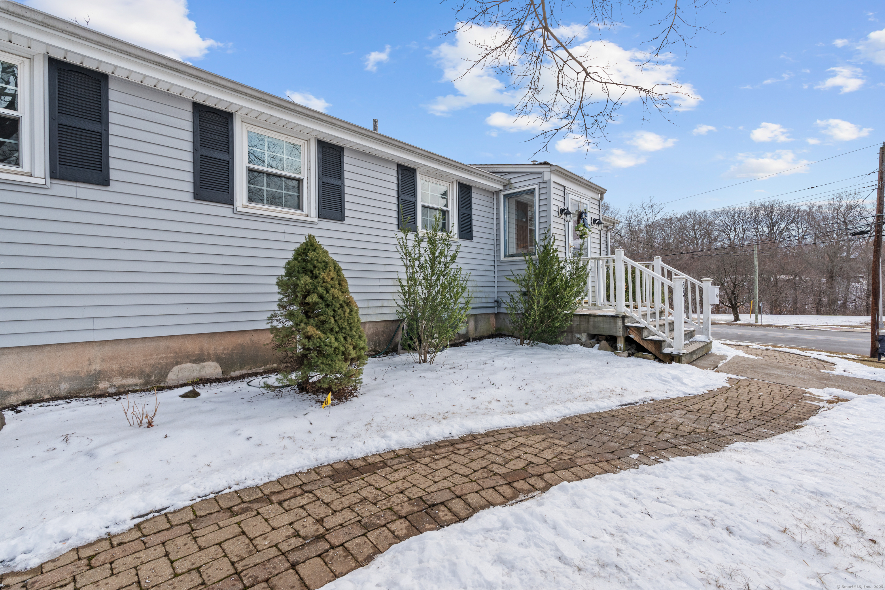 65 Clarendon Avenue