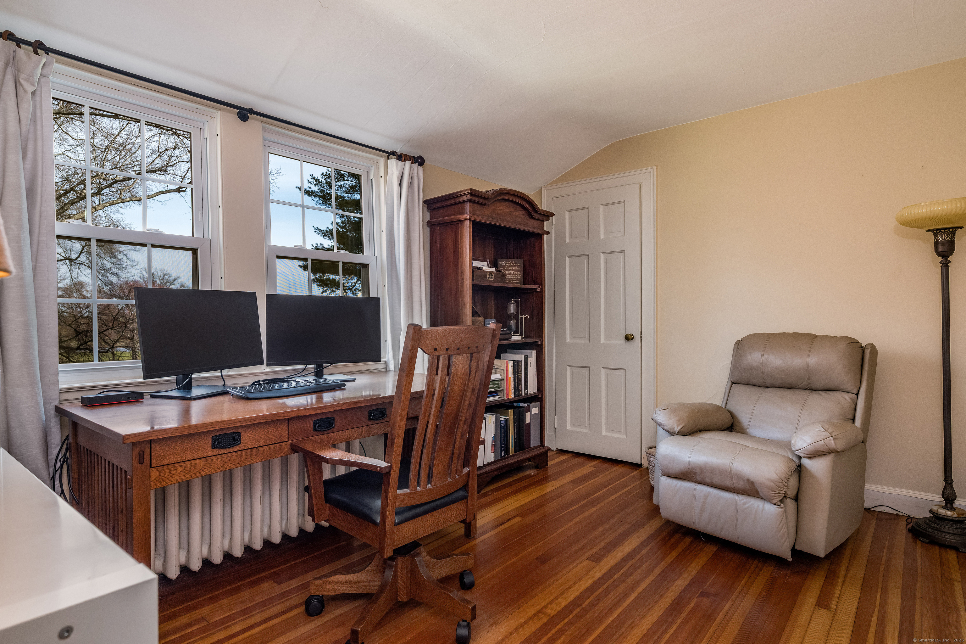 8 Bassette Lane