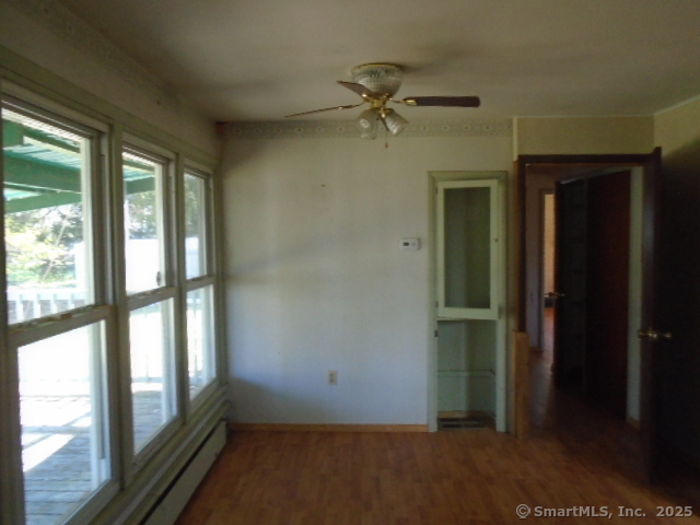 35 Greenhouse Boulevard