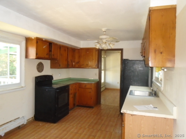 35 Greenhouse Boulevard