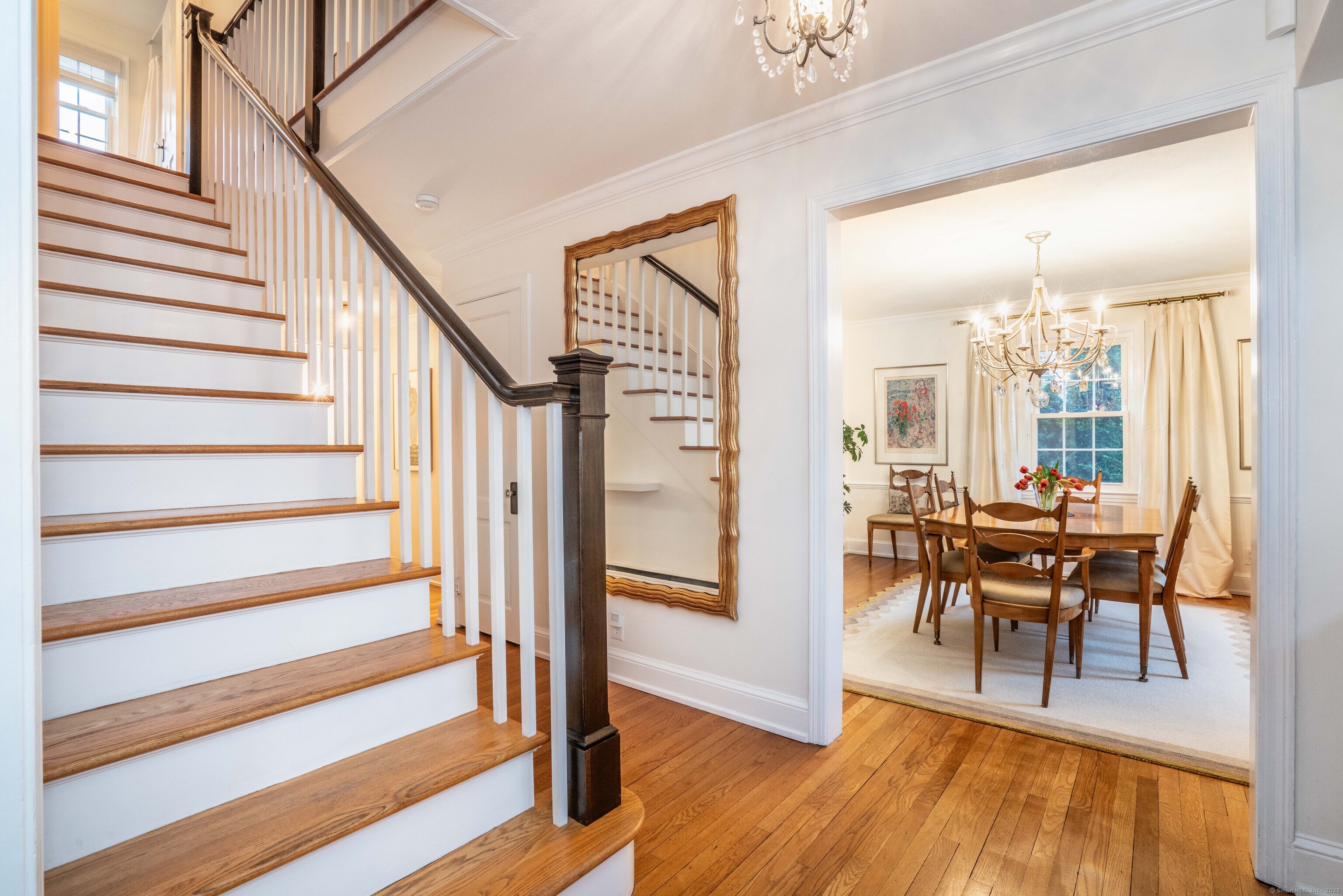 341 Quaker Lane North