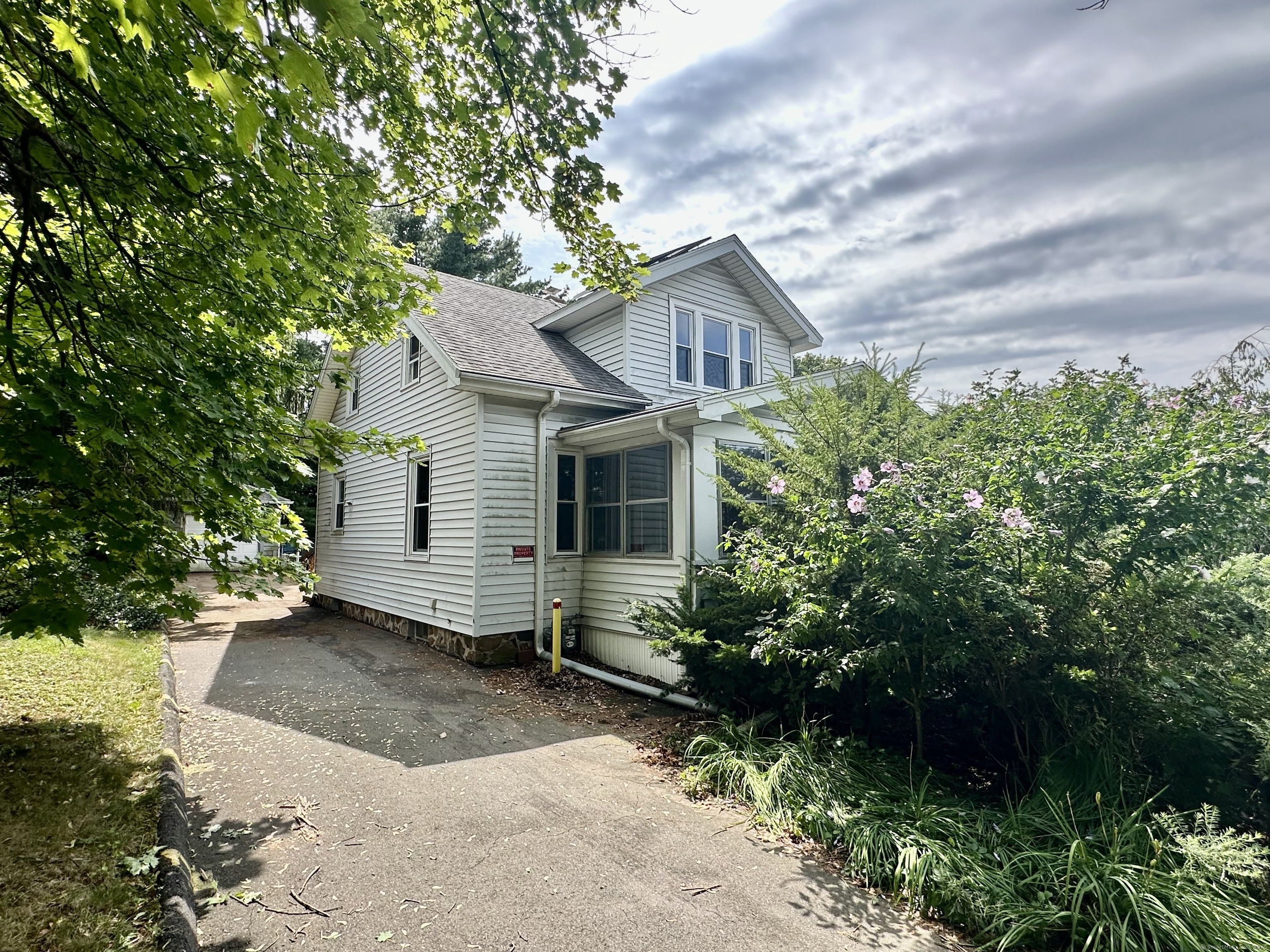 27 Konstin Place