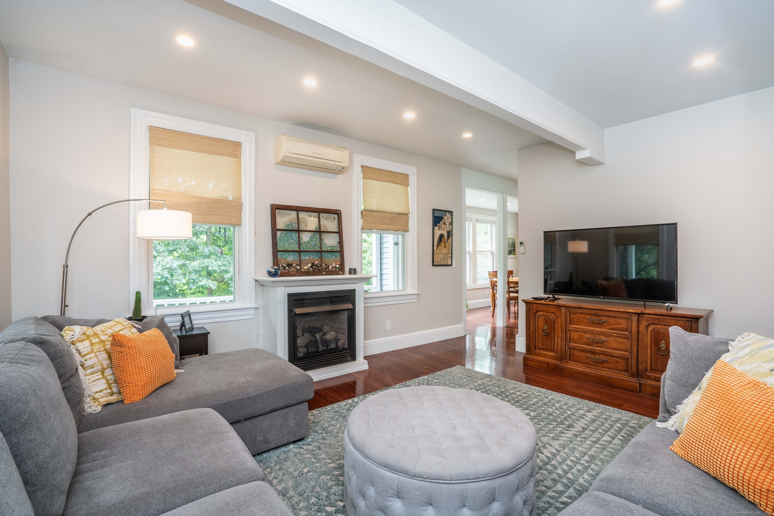 26 Old Hartford Avenue 26