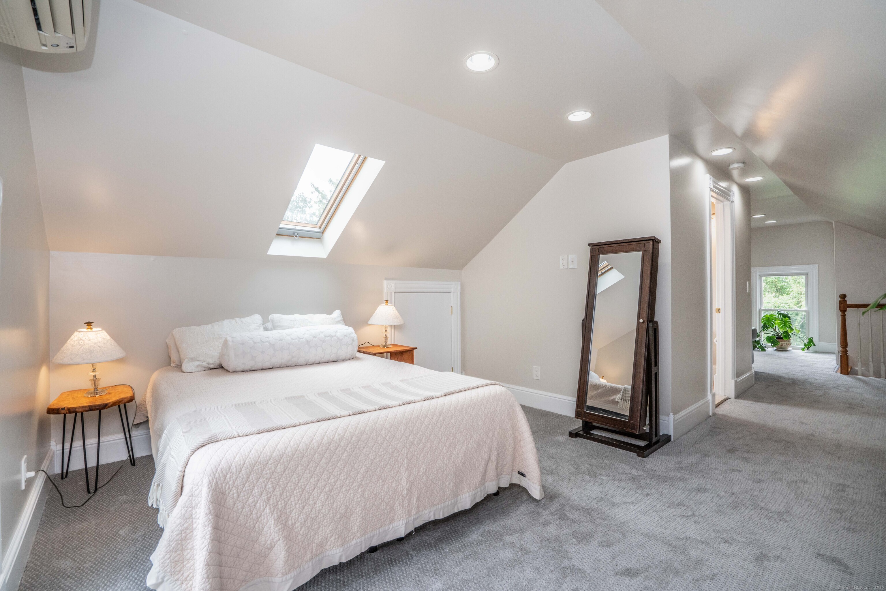 26 Old Hartford Avenue 26