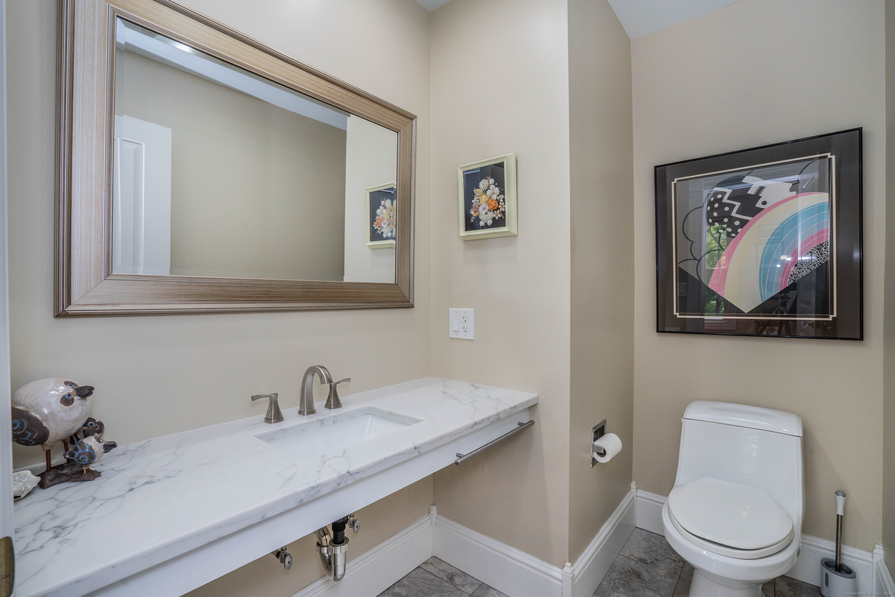 26 Old Hartford Avenue 26