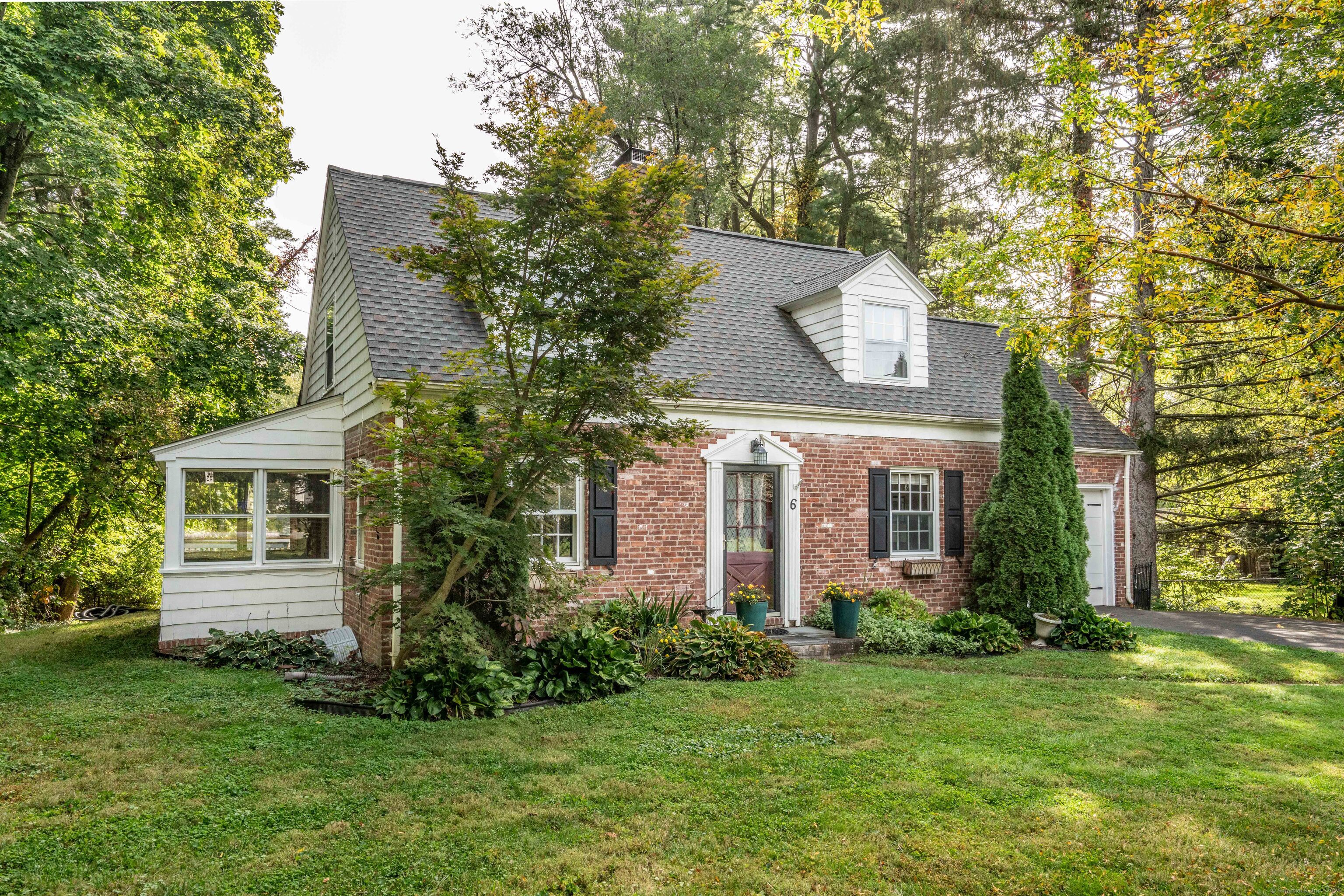 6 Terry Plains Road