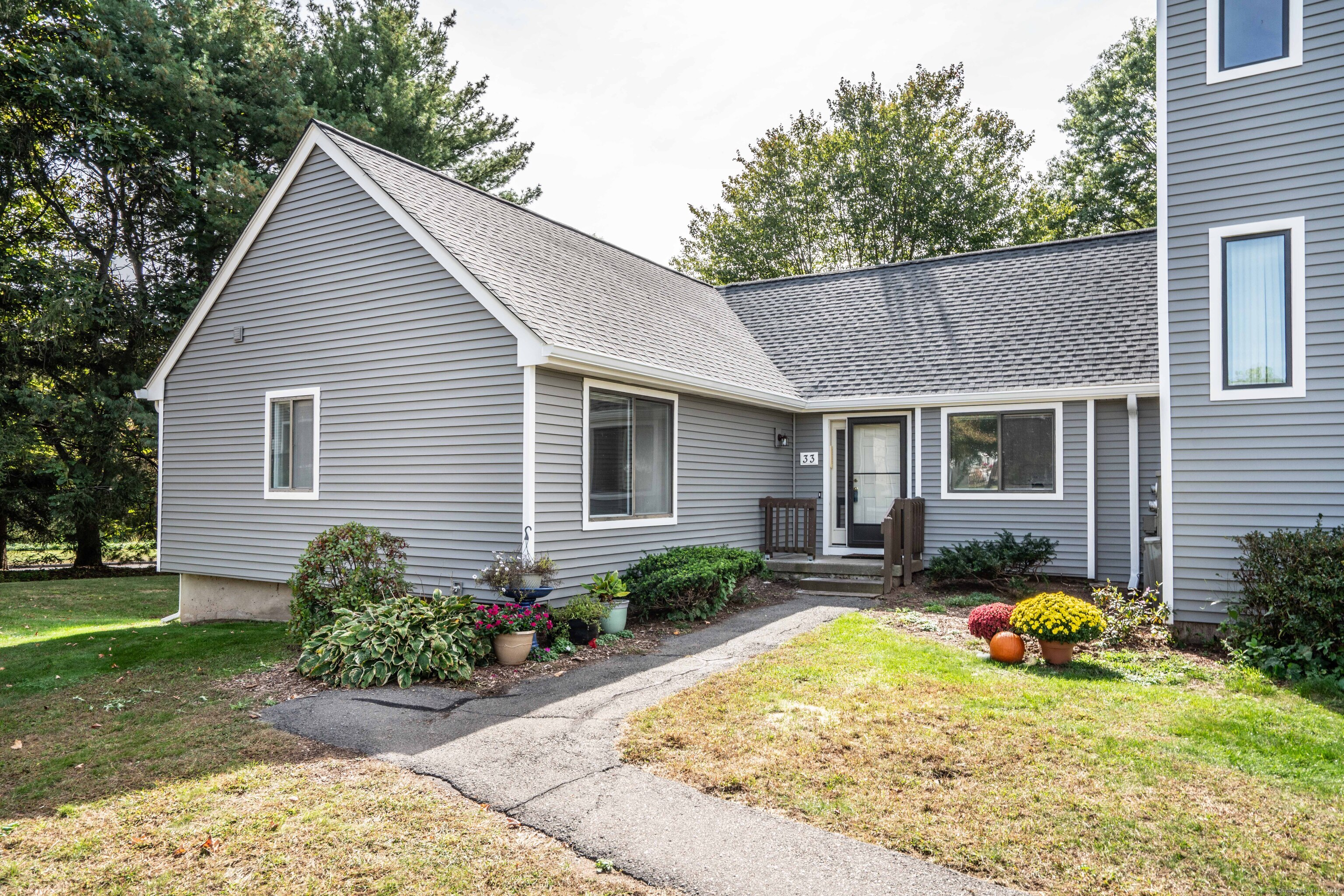 33 Reed Court 33