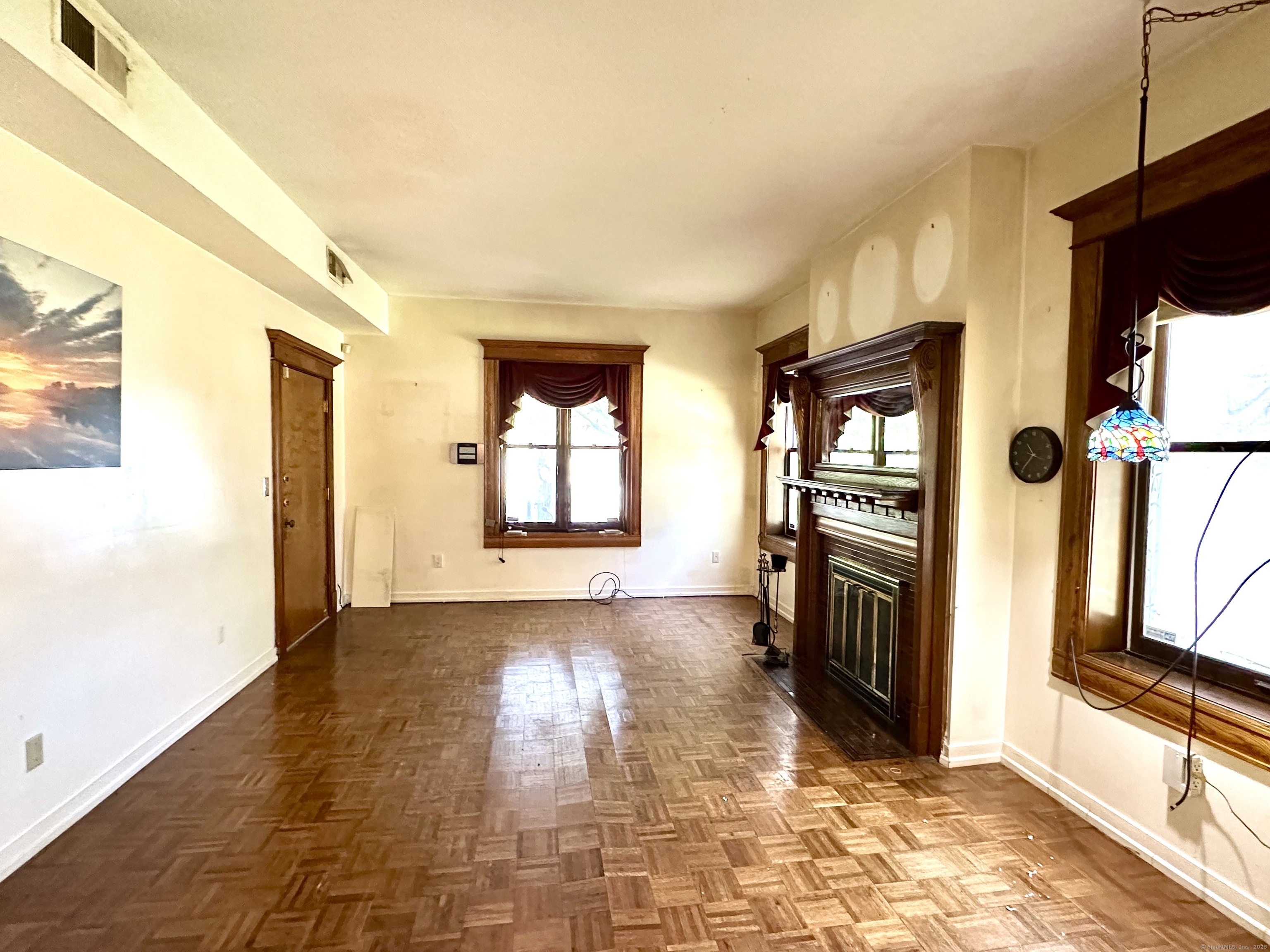 235 Farmington Avenue A