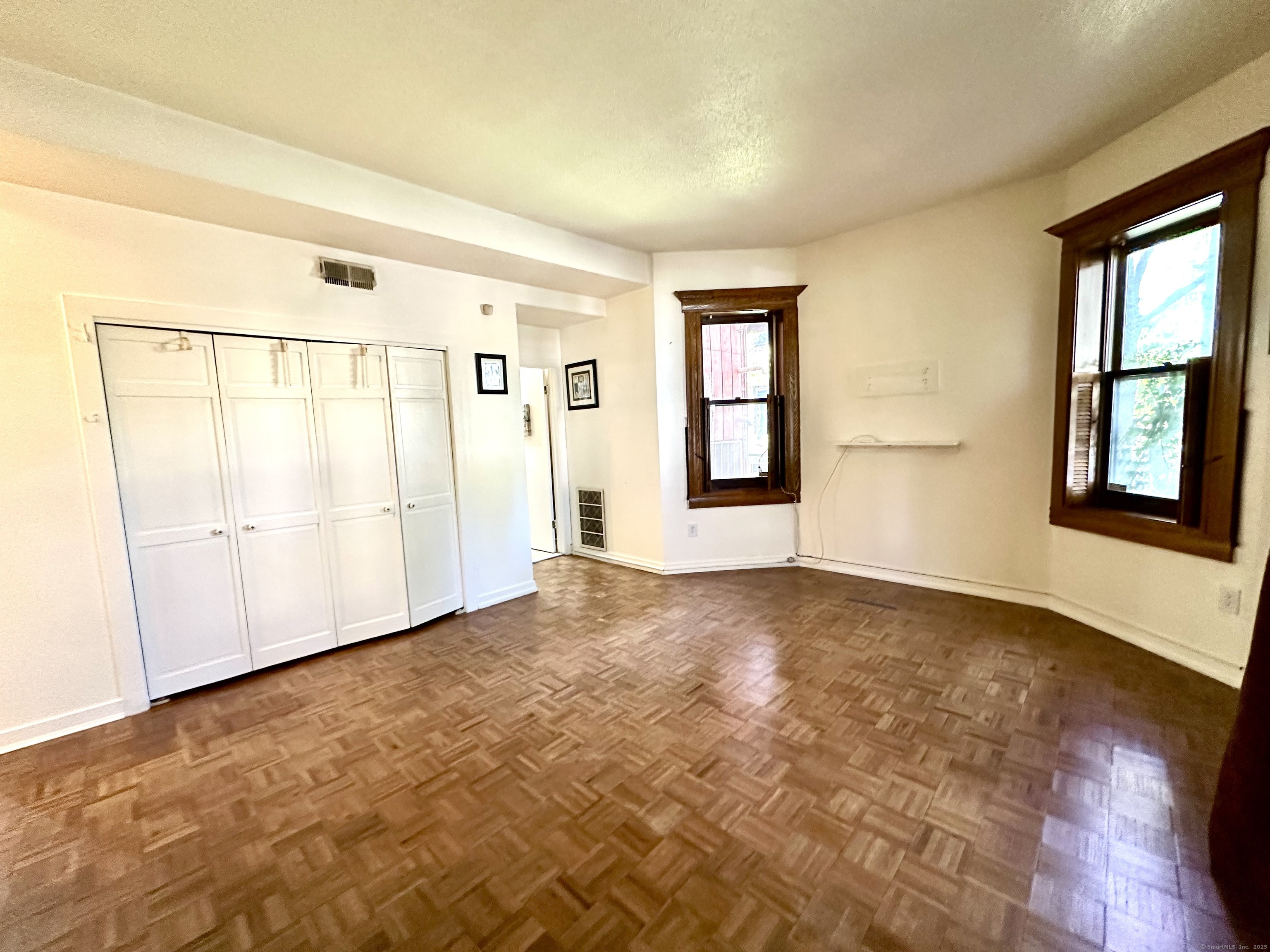 235 Farmington Avenue A