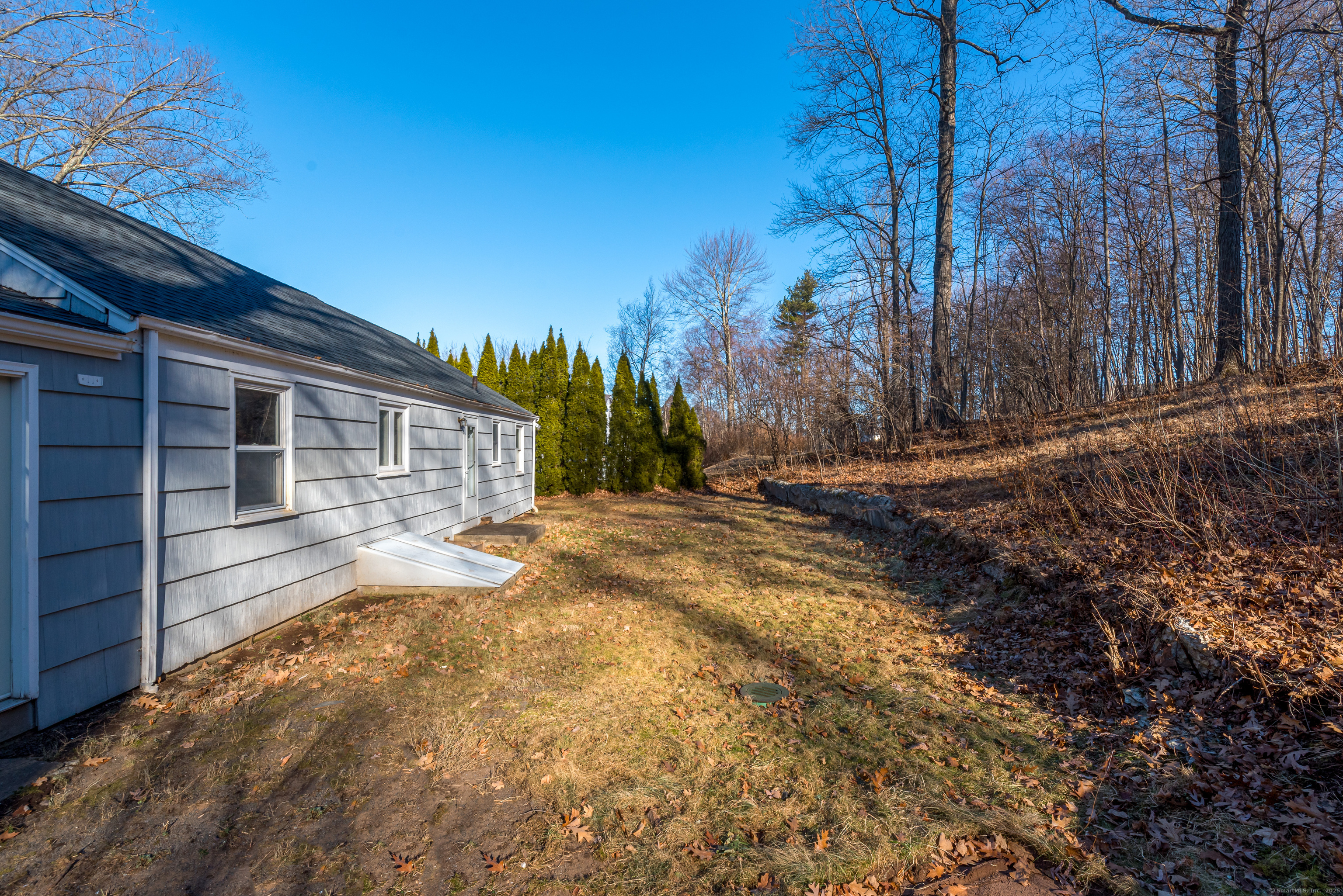 371 Middle Road