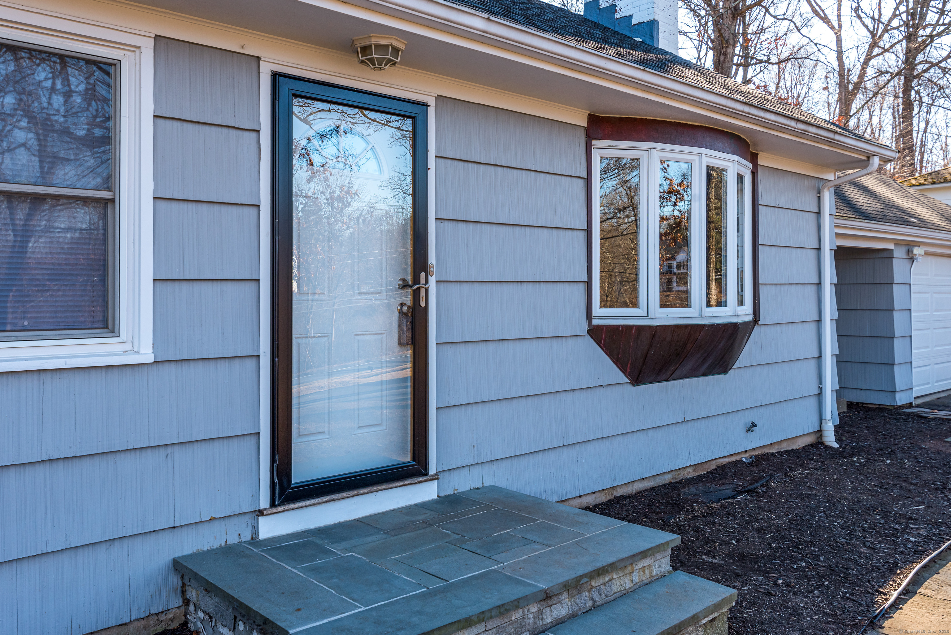 371 Middle Road