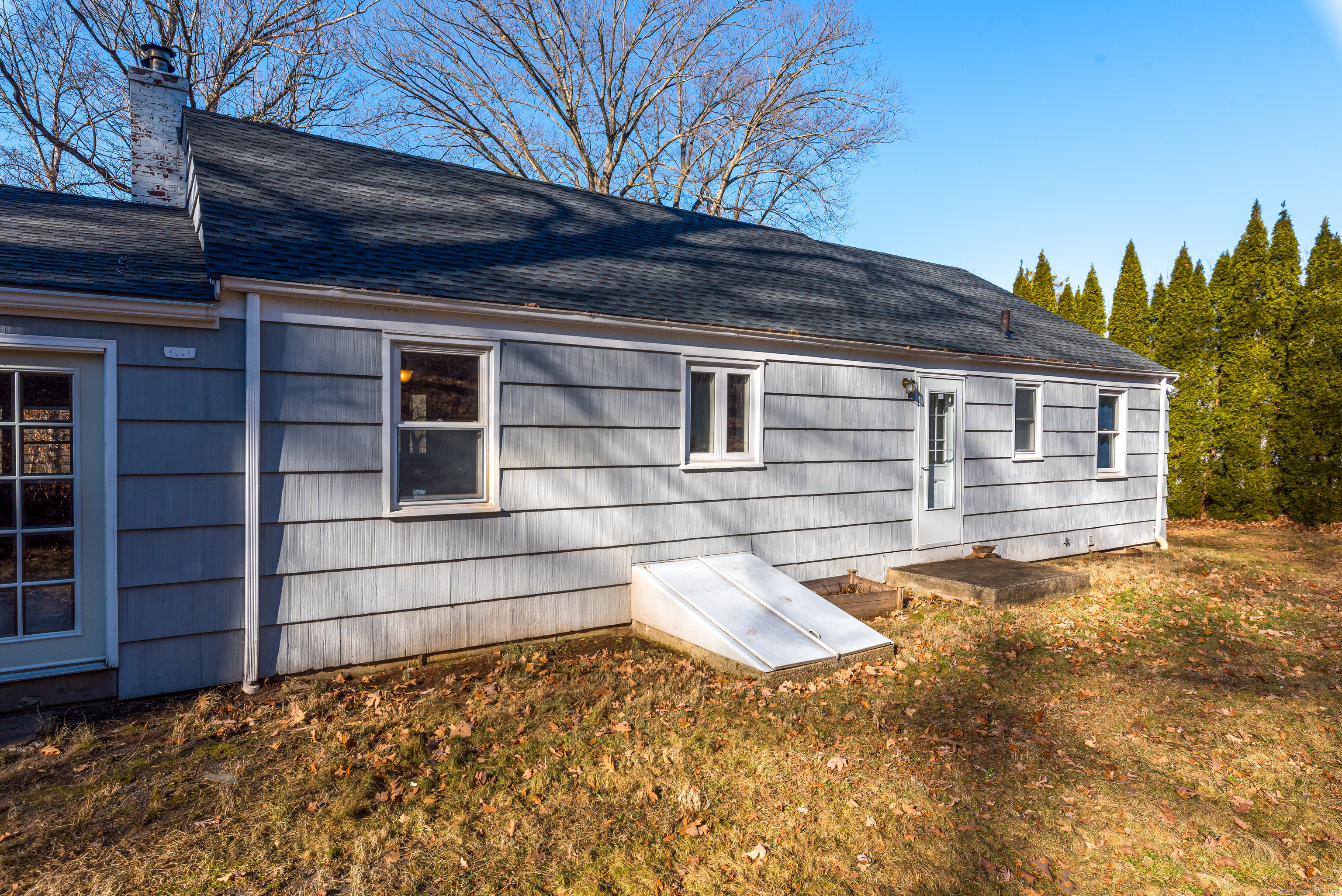 371 Middle Road