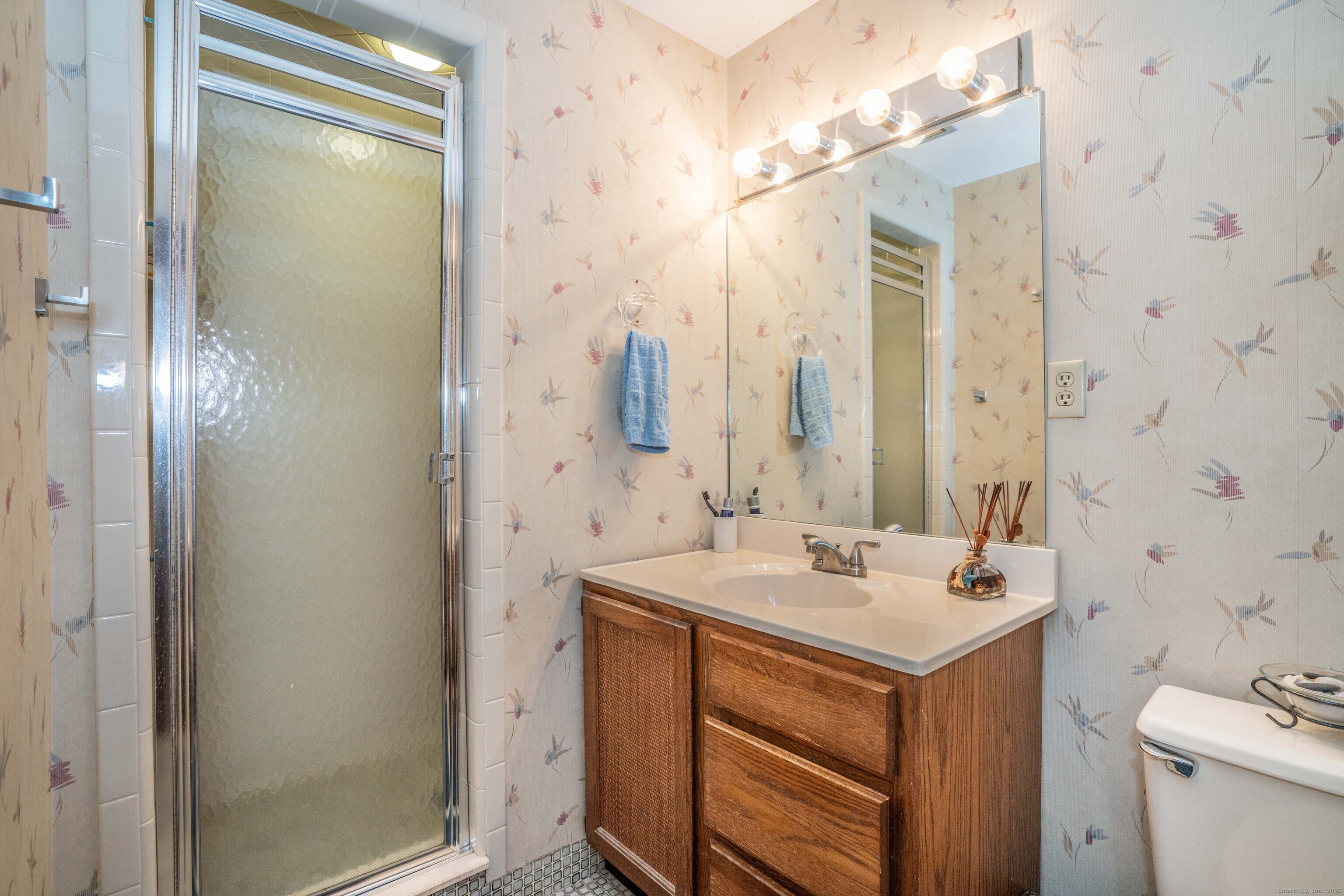 148 King Philip Drive