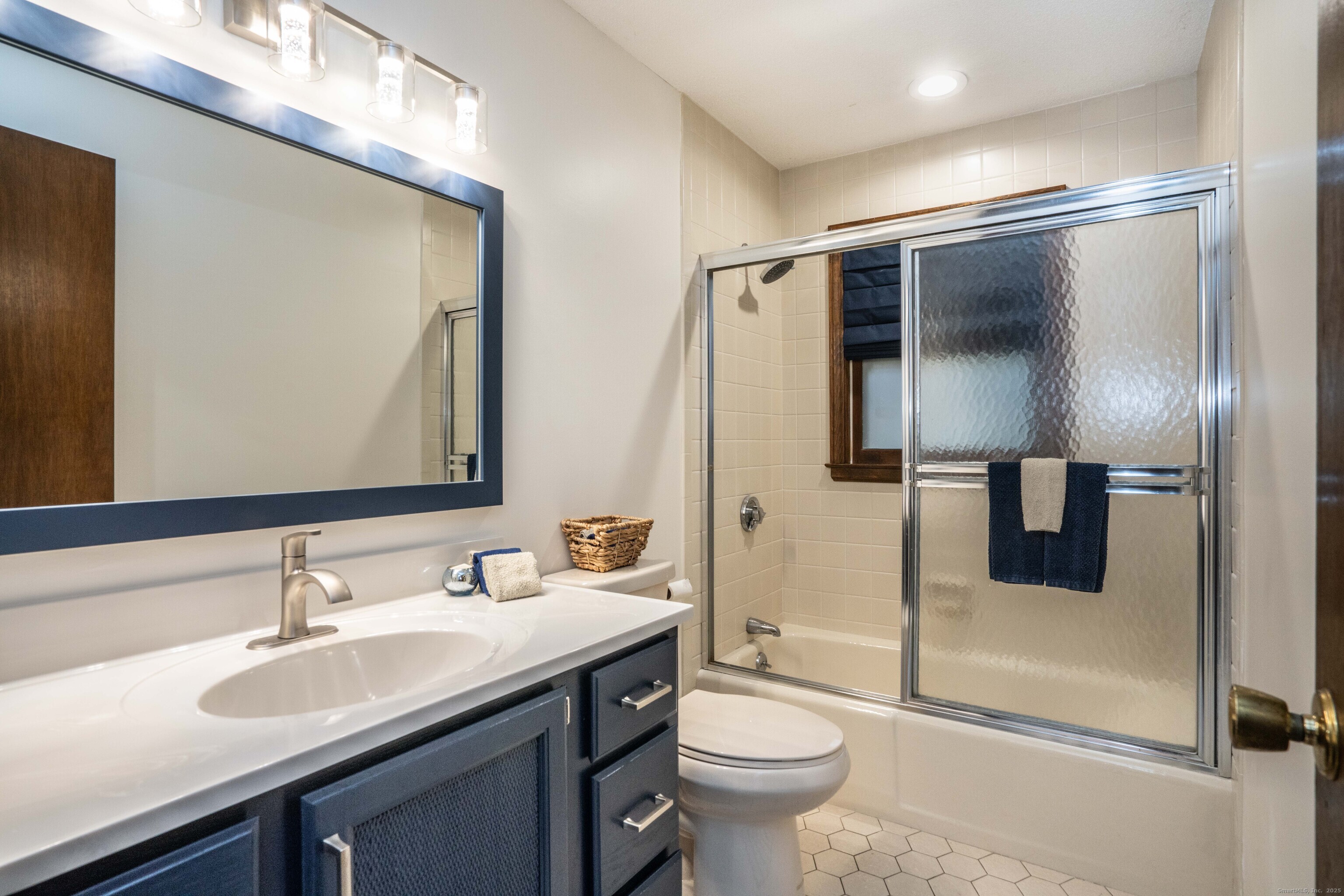 148 King Philip Drive