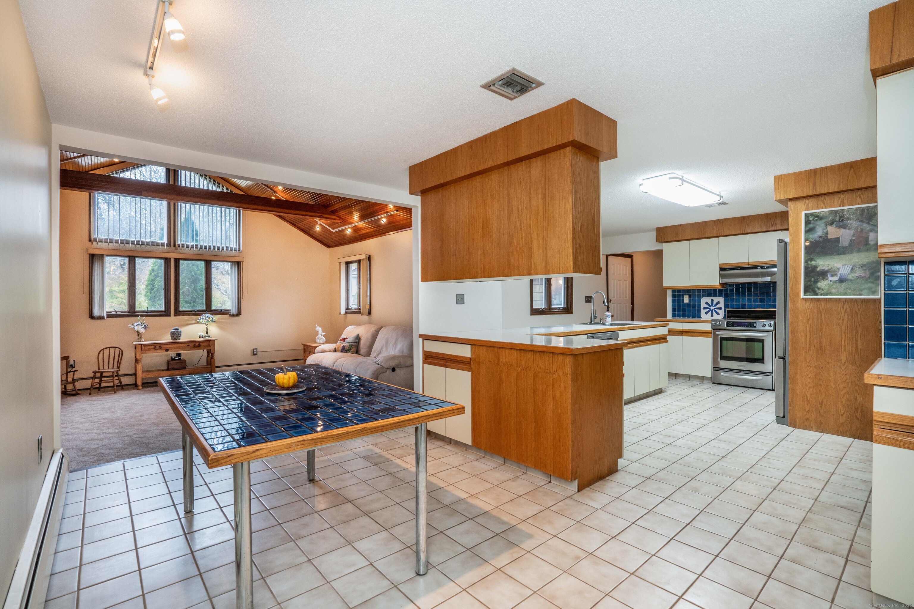 148 King Philip Drive