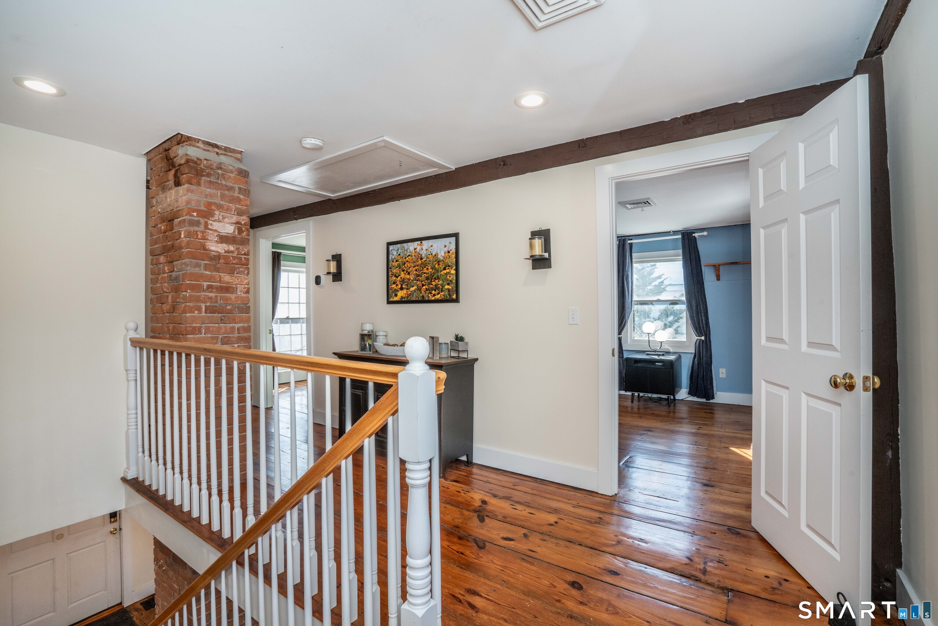 22 Old Hartford Avenue 22