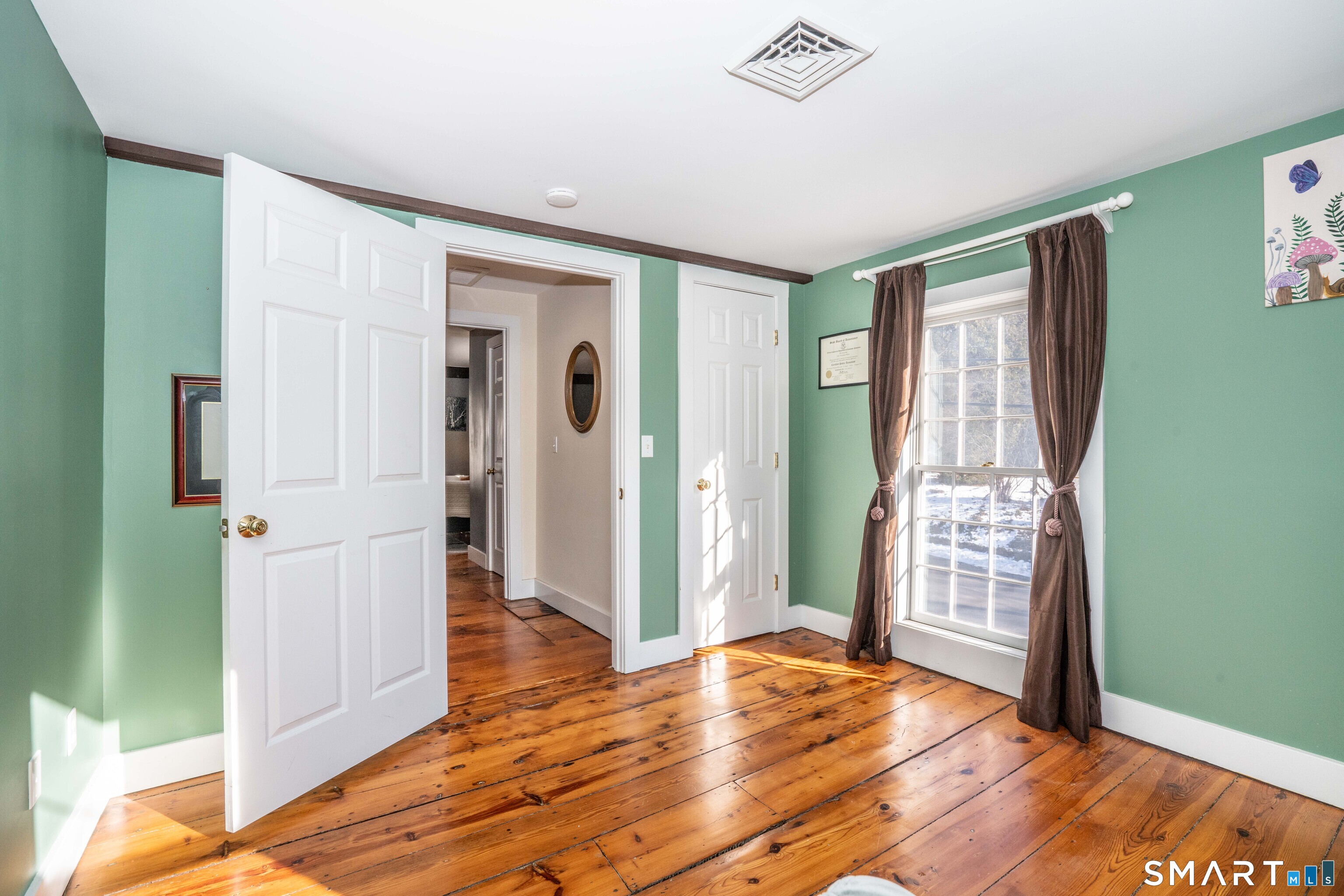 22 Old Hartford Avenue 22