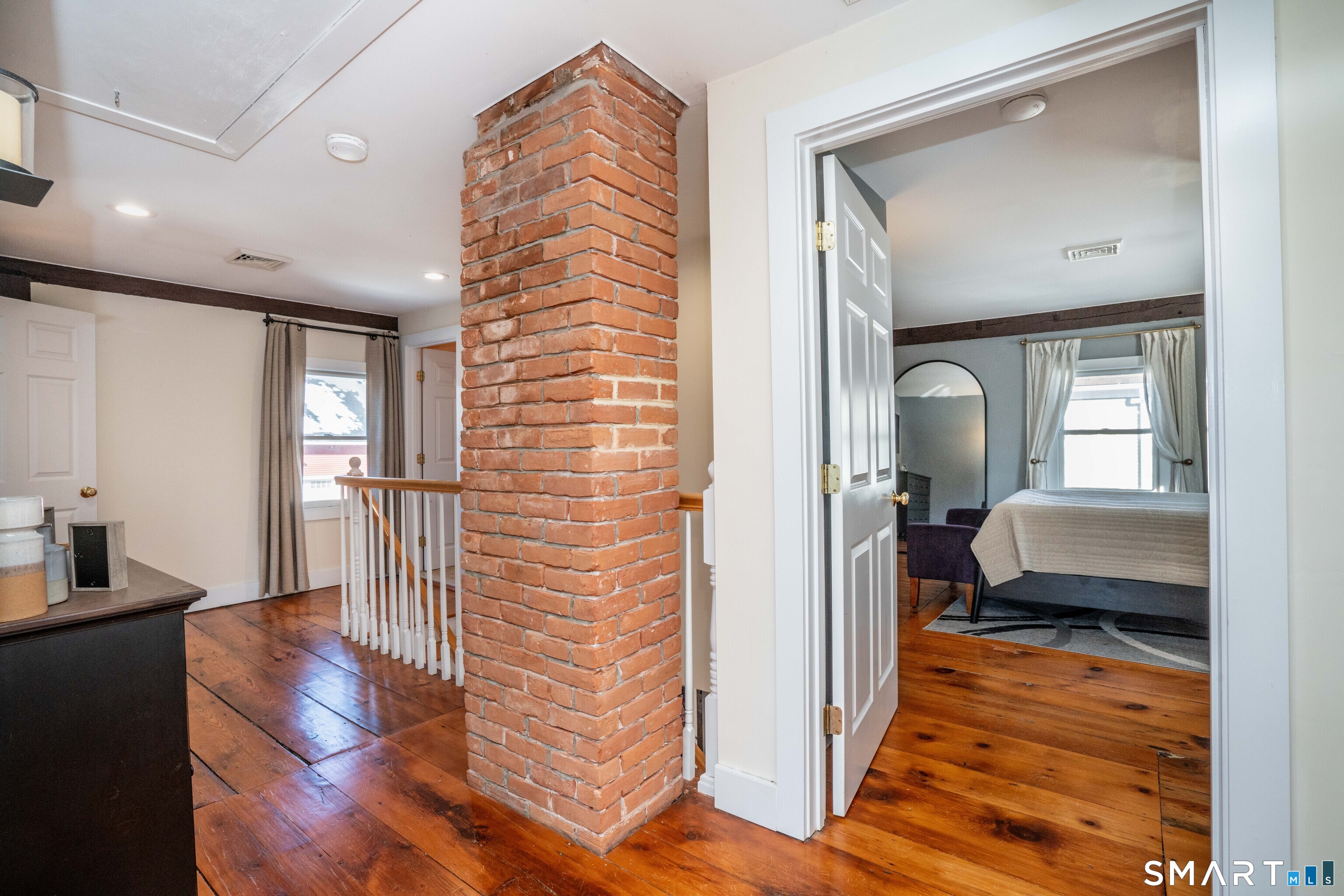 22 Old Hartford Avenue 22