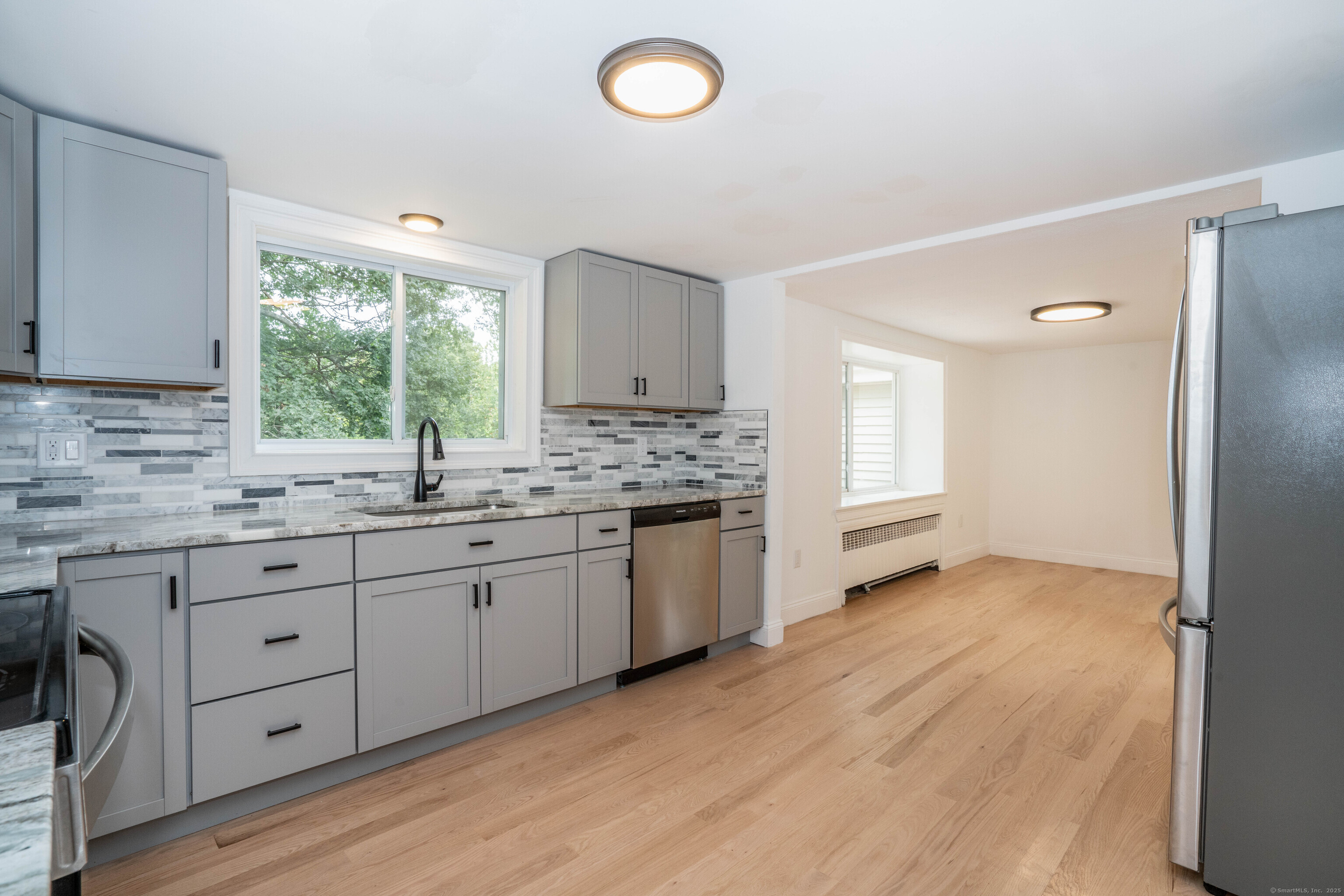 14 Main St Extension