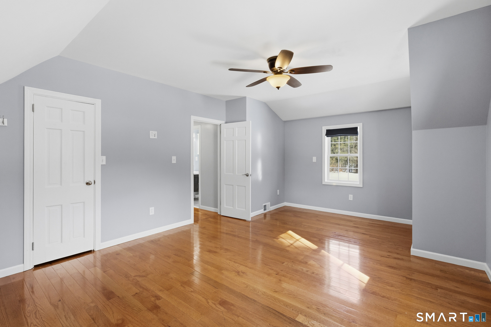 322 Tunxis Avenue