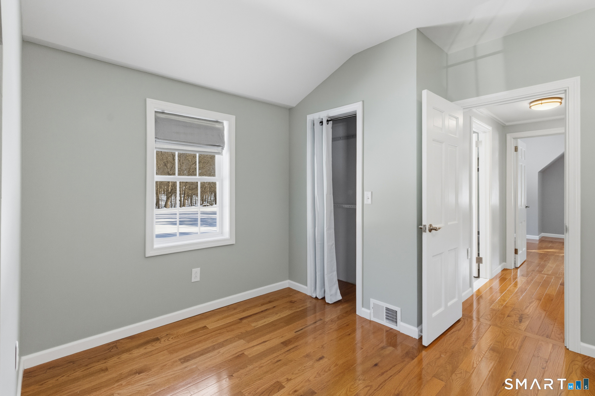 322 Tunxis Avenue