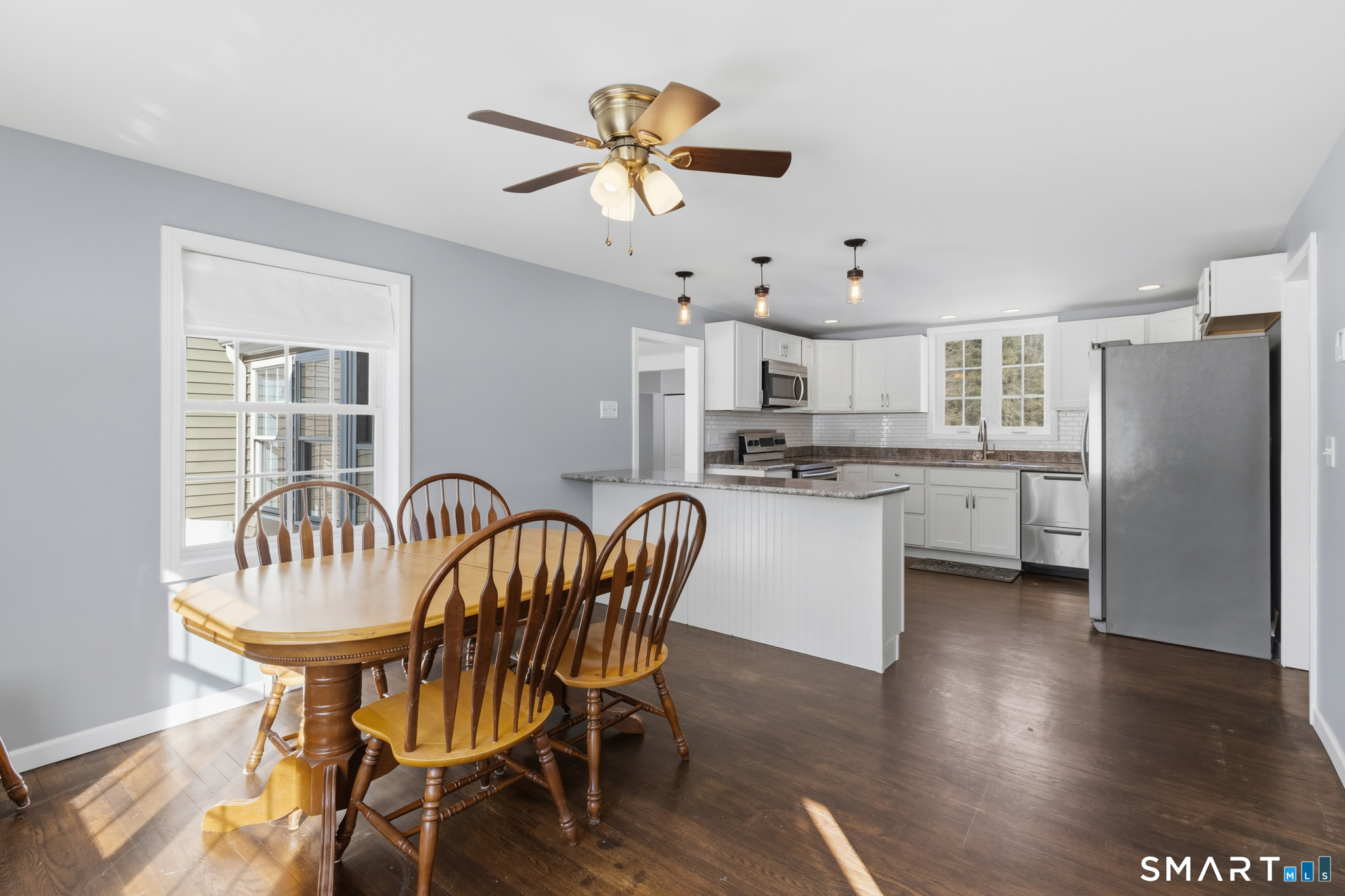 322 Tunxis Avenue