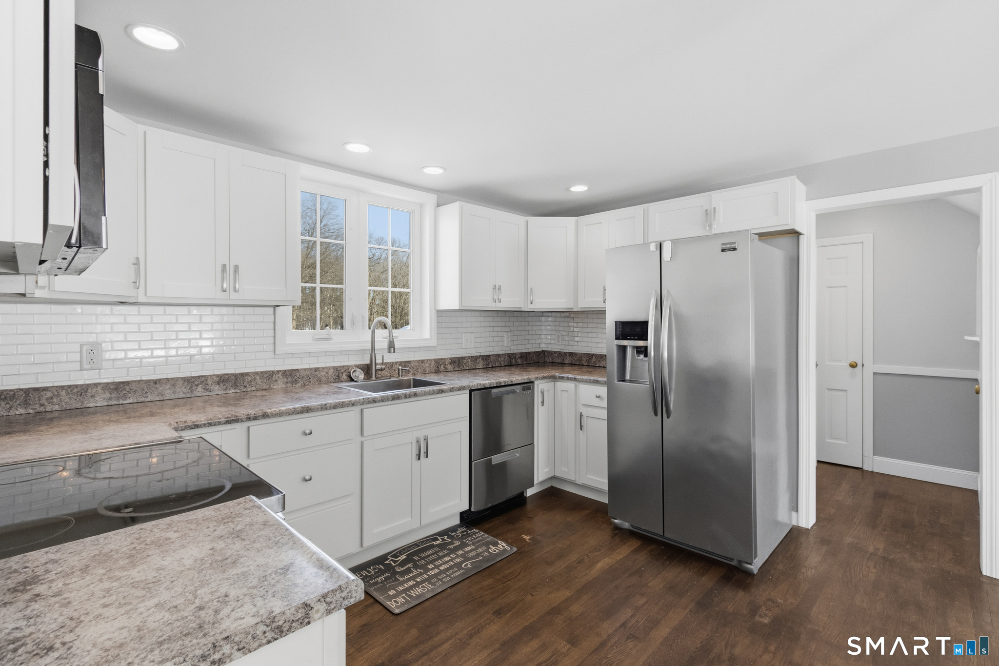 322 Tunxis Avenue