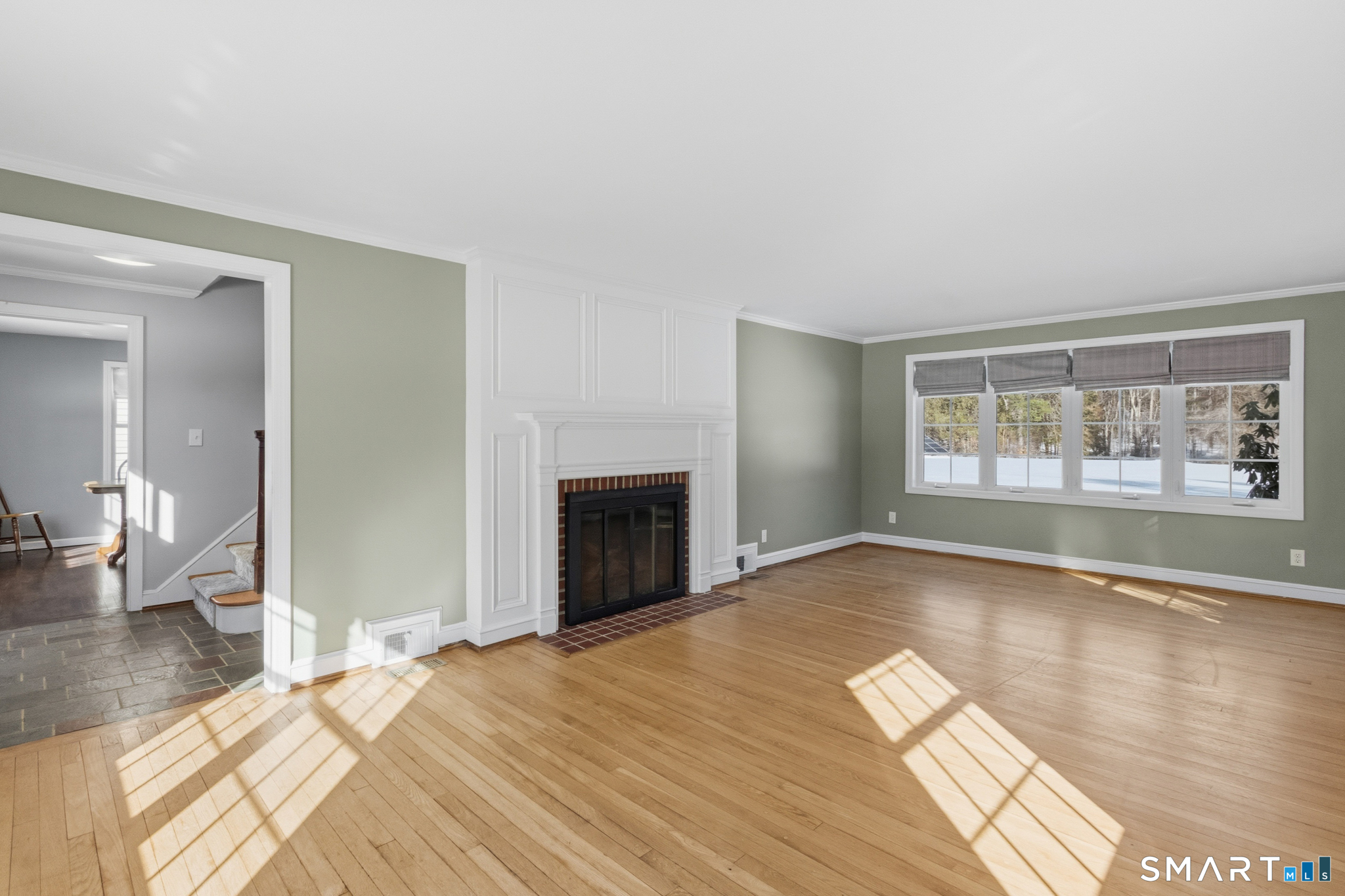 322 Tunxis Avenue