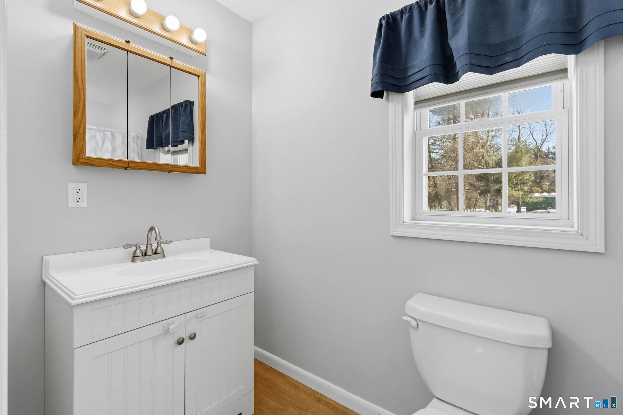 322 Tunxis Avenue