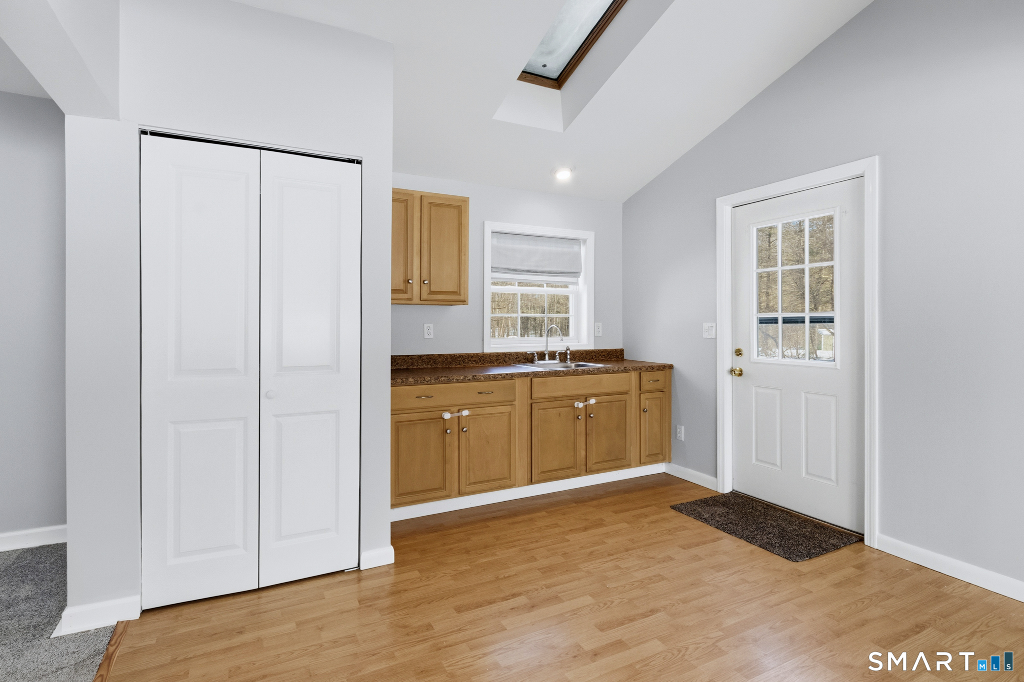 322 Tunxis Avenue