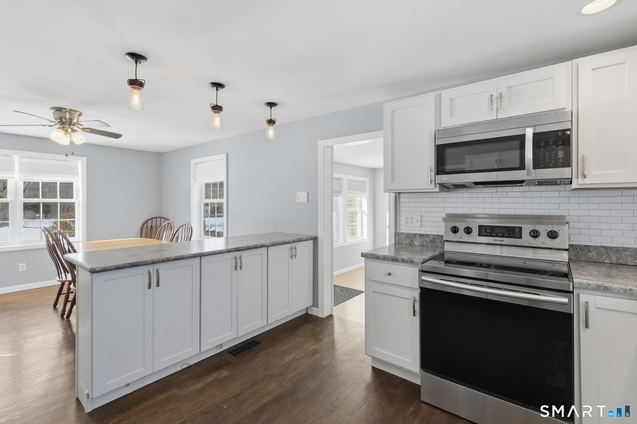 322 Tunxis Avenue