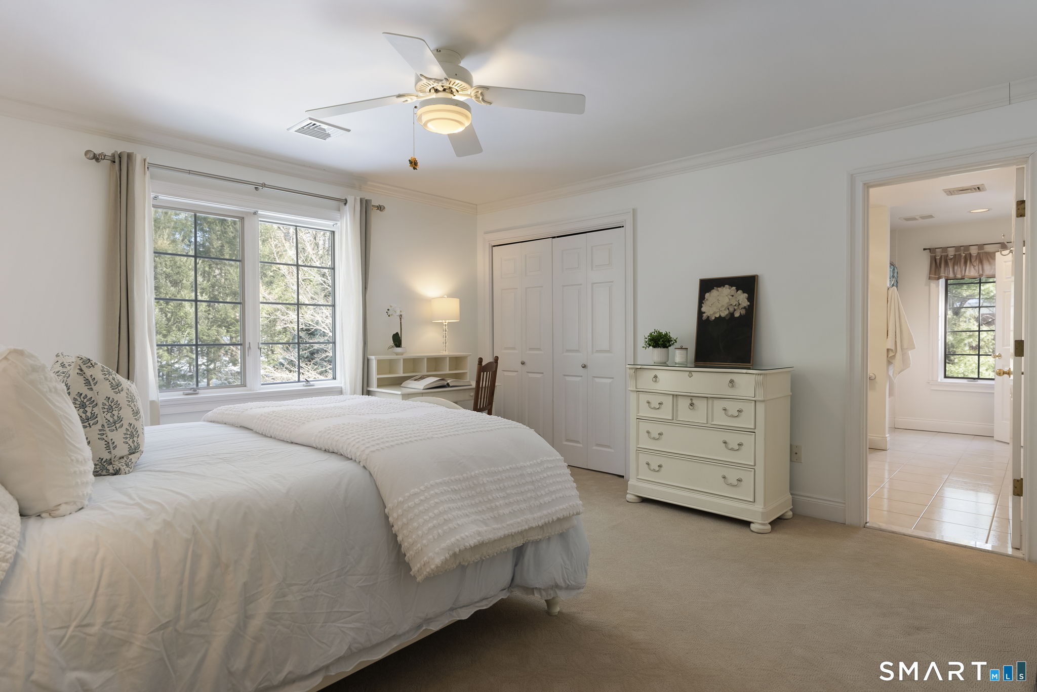 10 Hinchley Wood