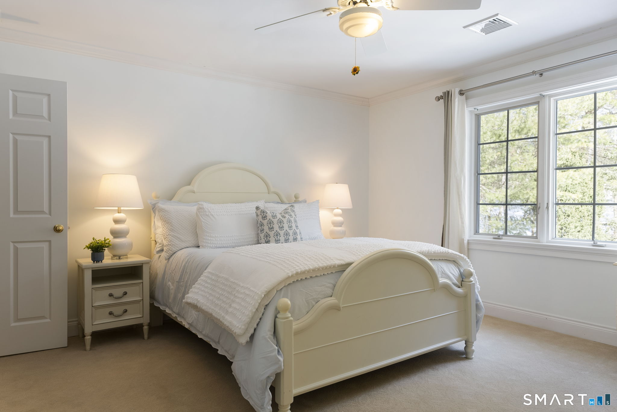 10 Hinchley Wood