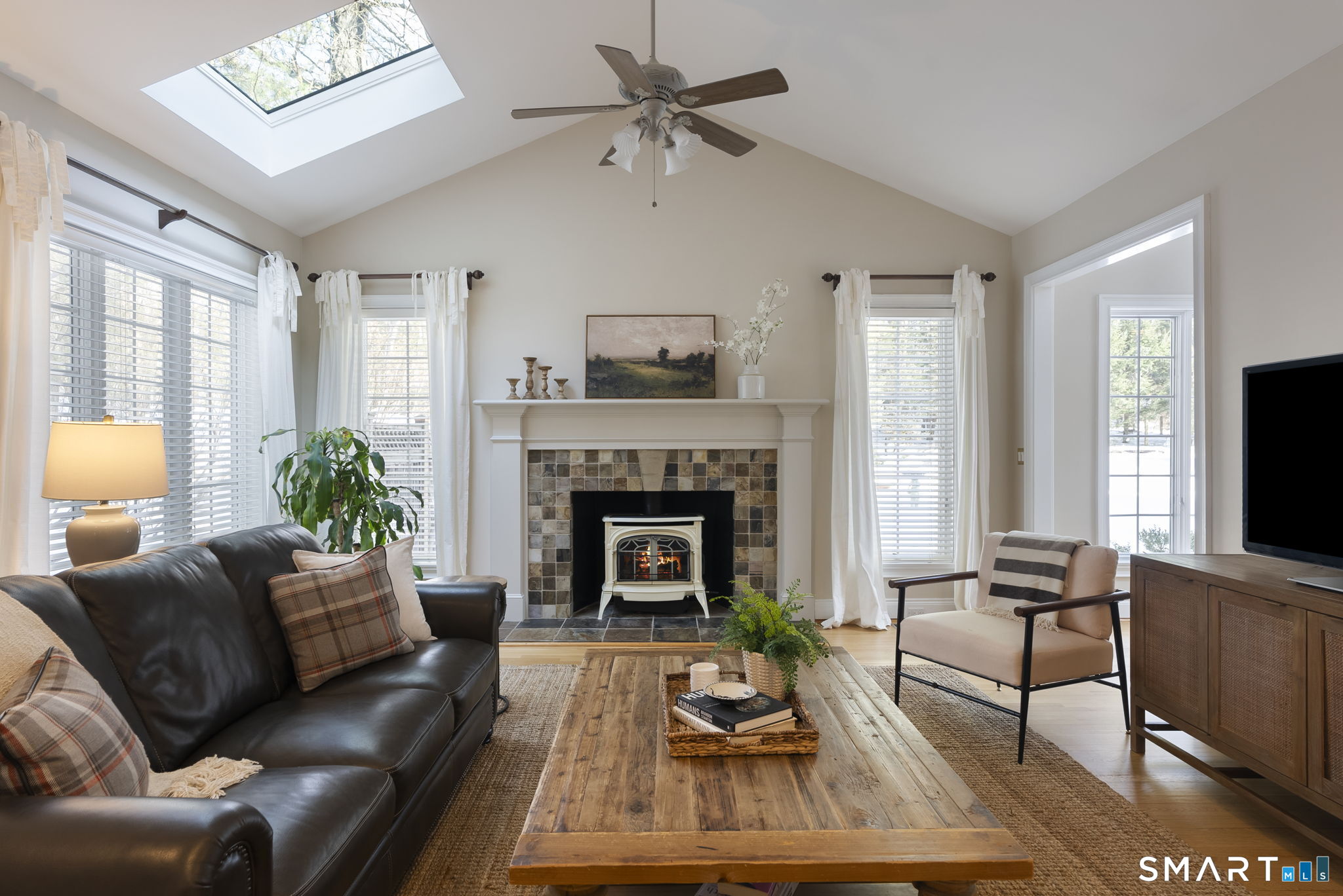 10 Hinchley Wood