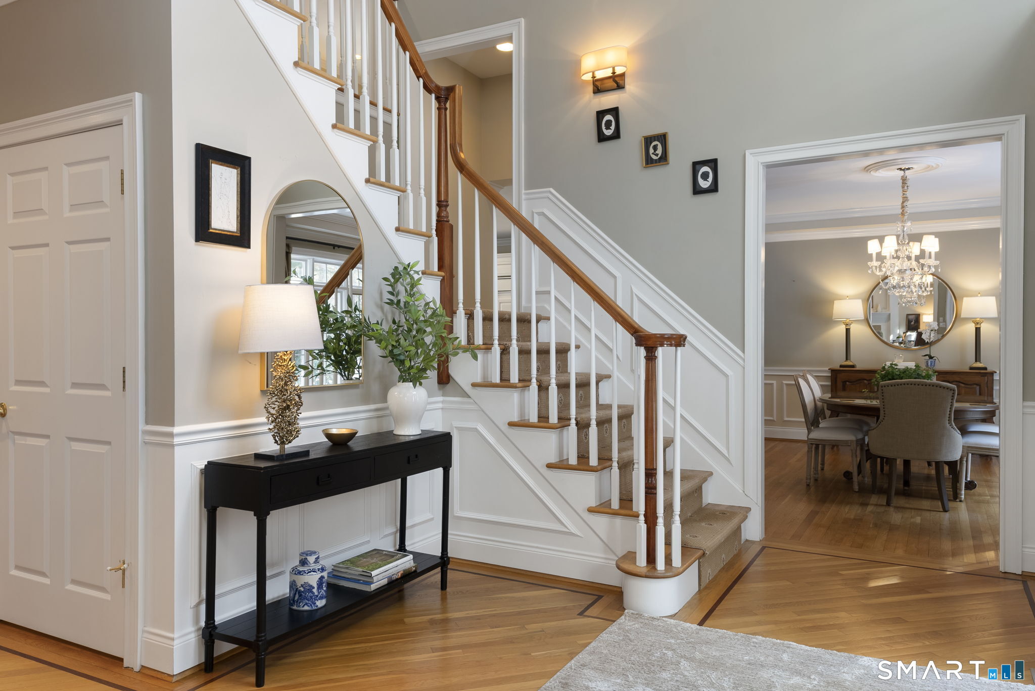 10 Hinchley Wood