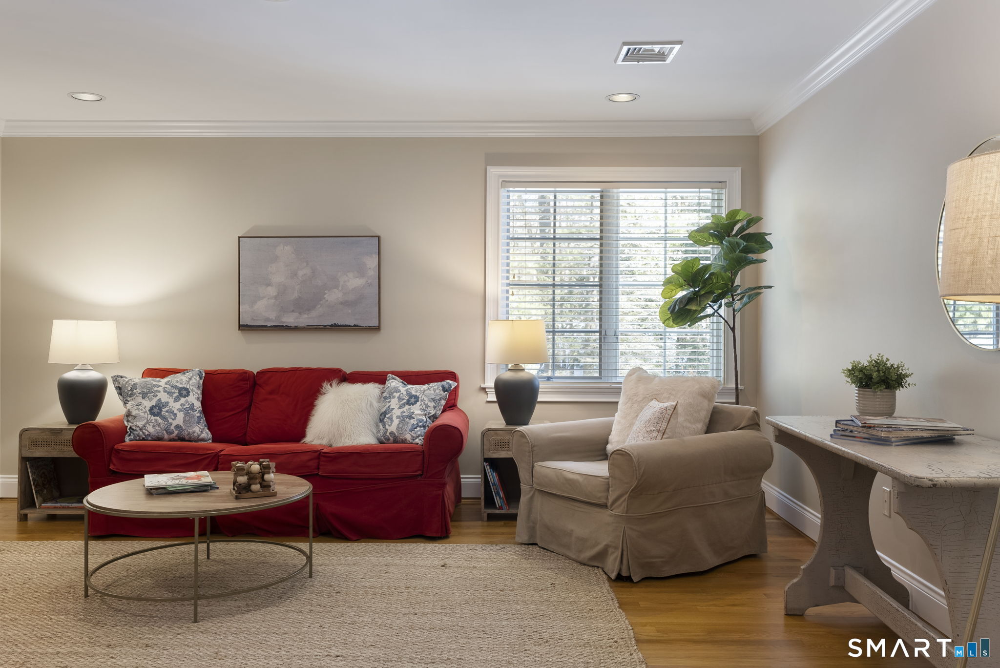 10 Hinchley Wood