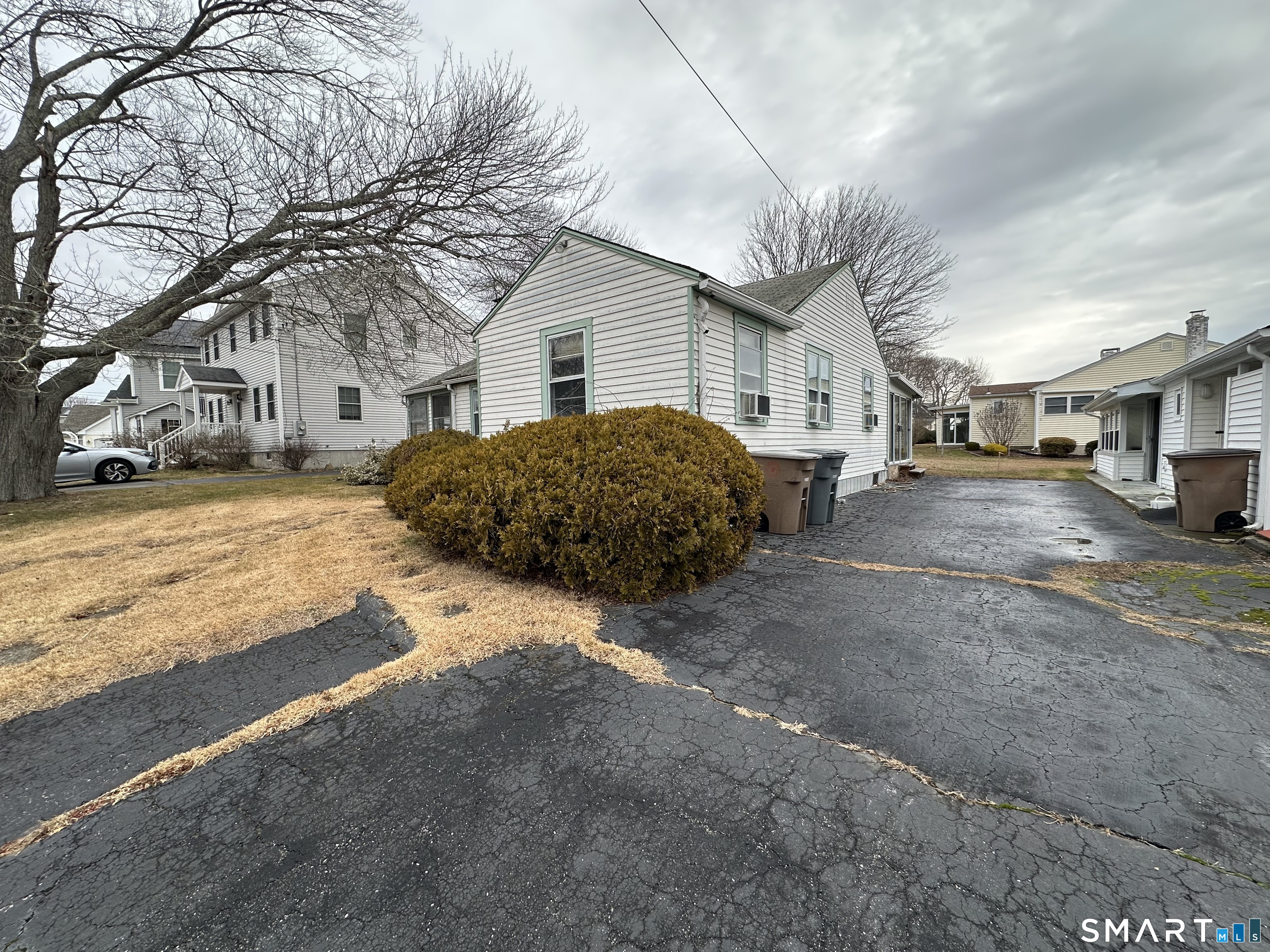 42 South Washington Avenue