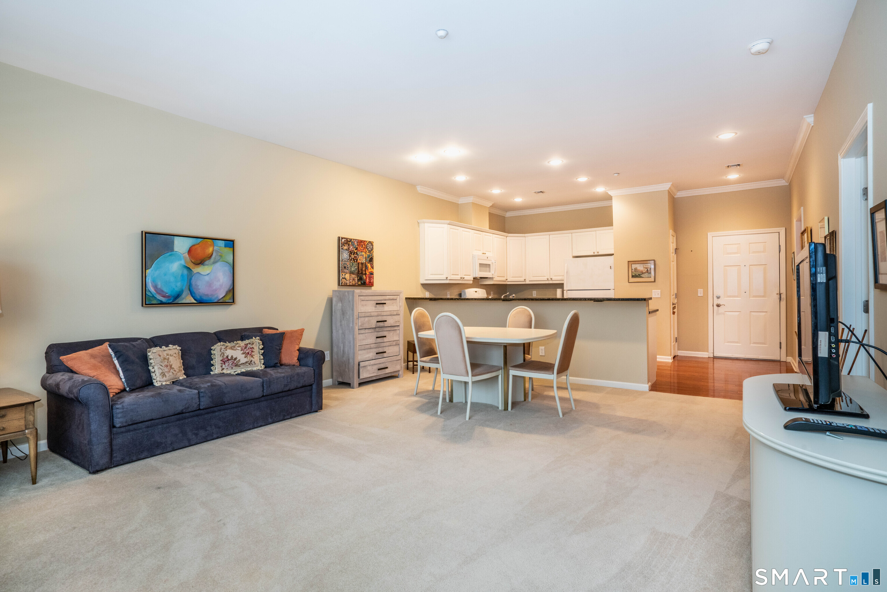 1 King Philip Drive 209