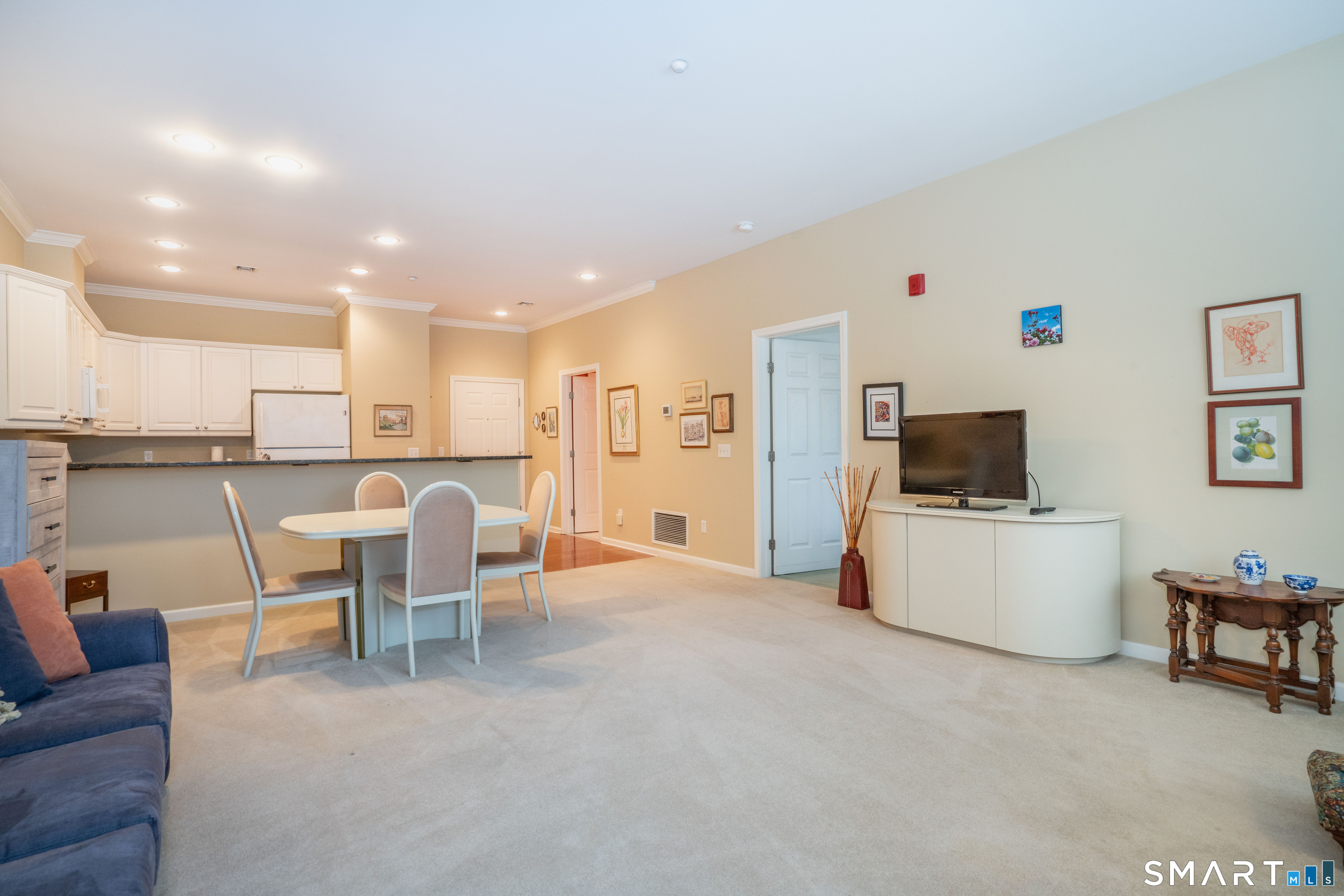 1 King Philip Drive 209