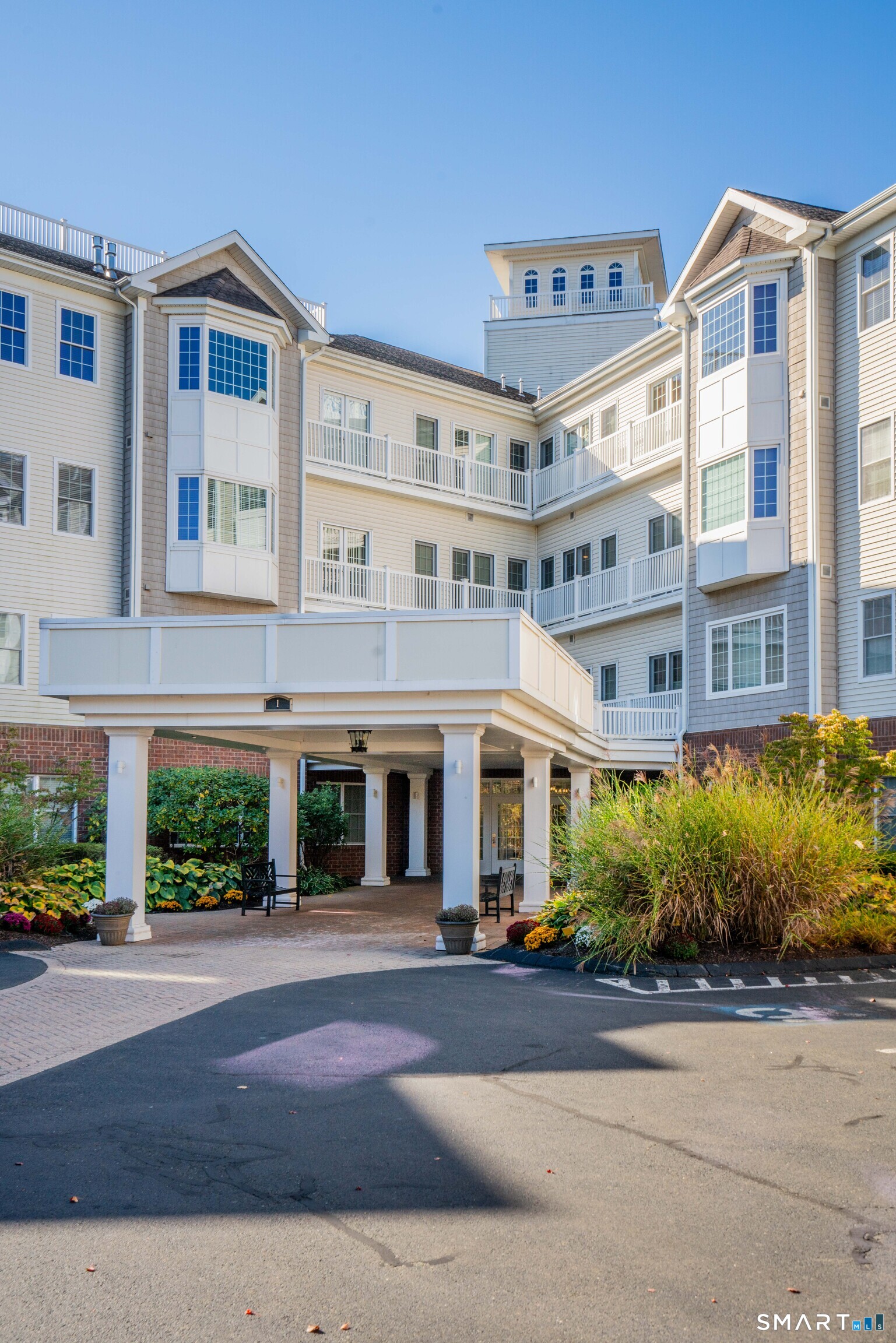 1 King Philip Drive 209