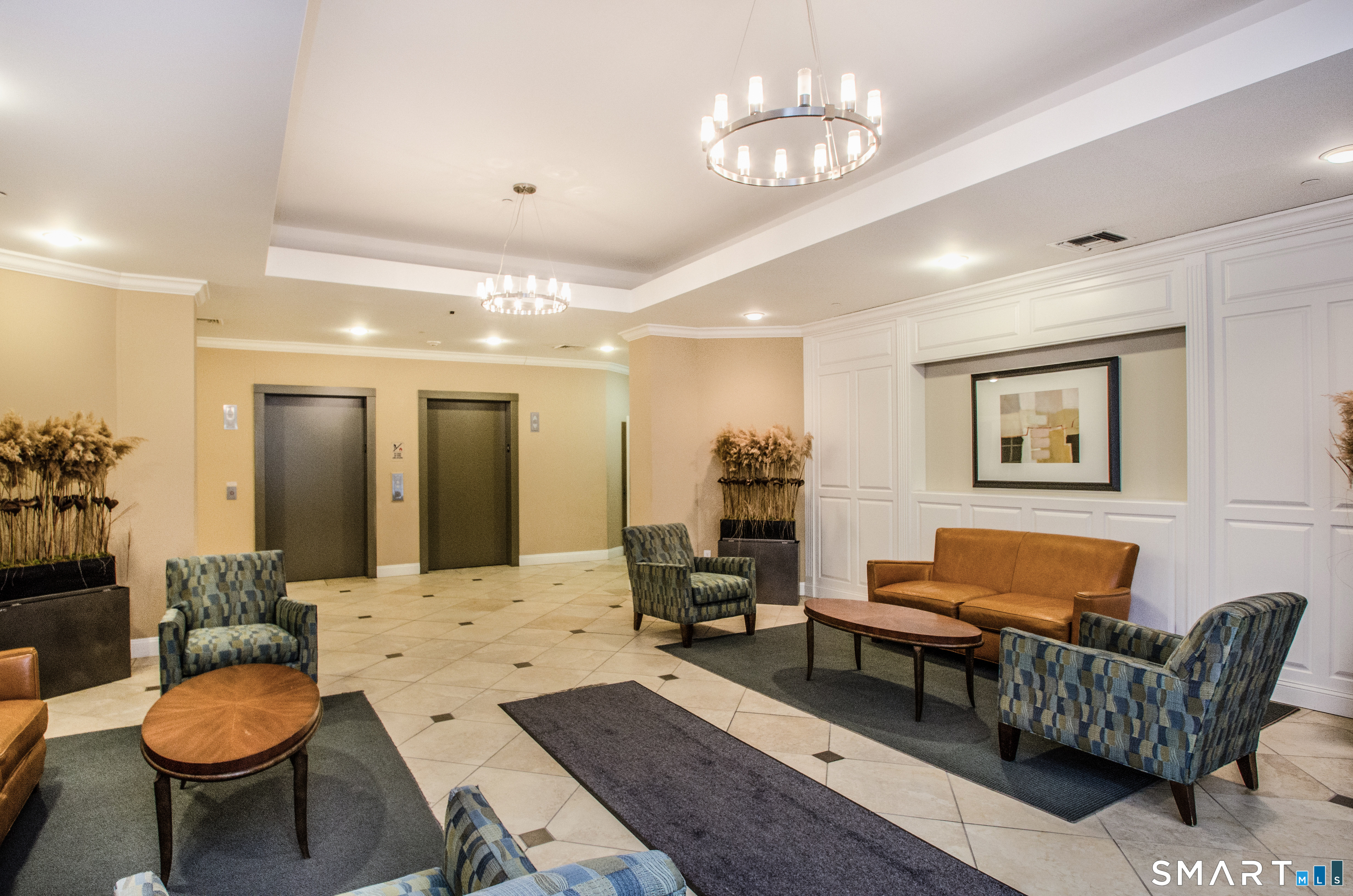 1 King Philip Drive 209