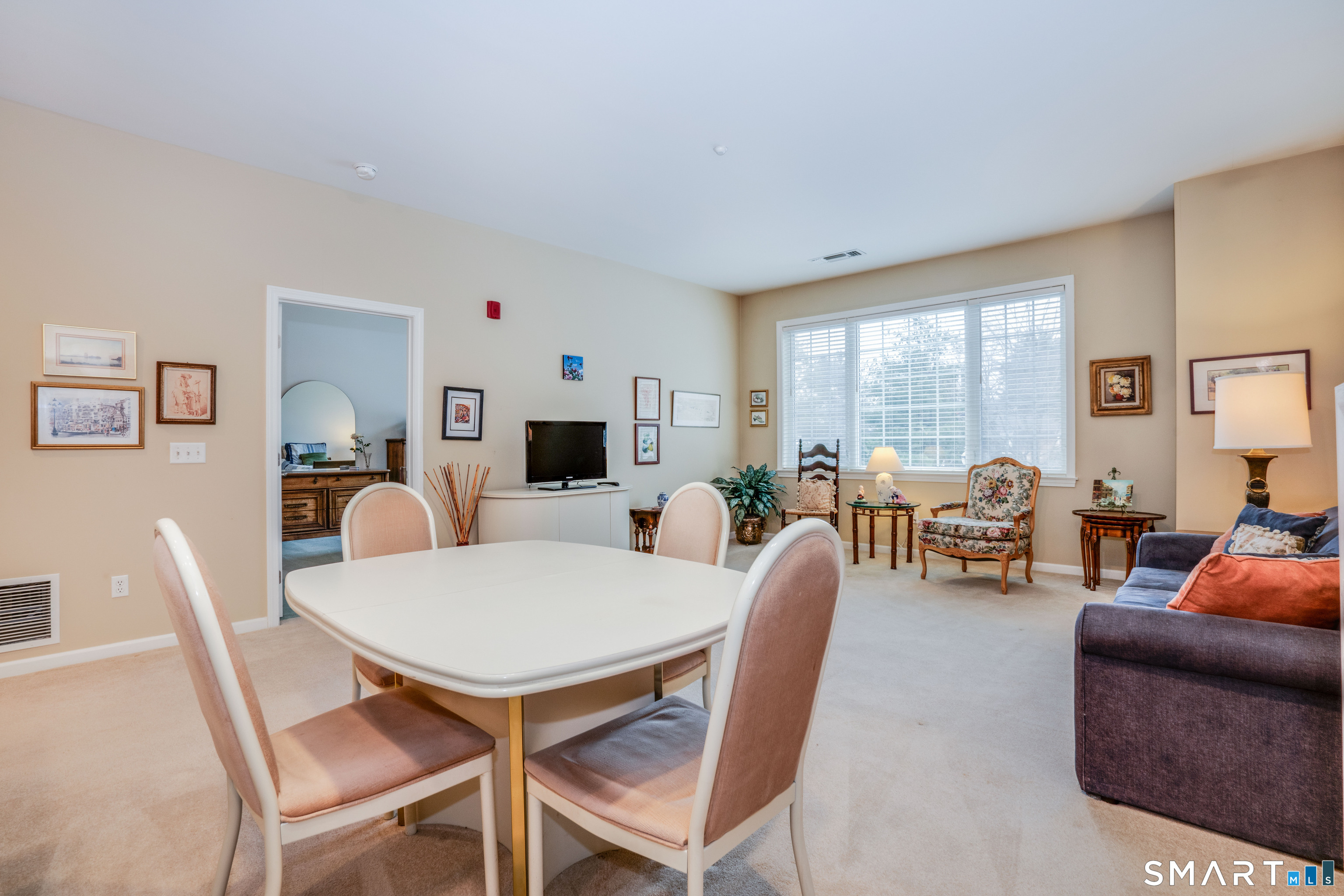 1 King Philip Drive 209