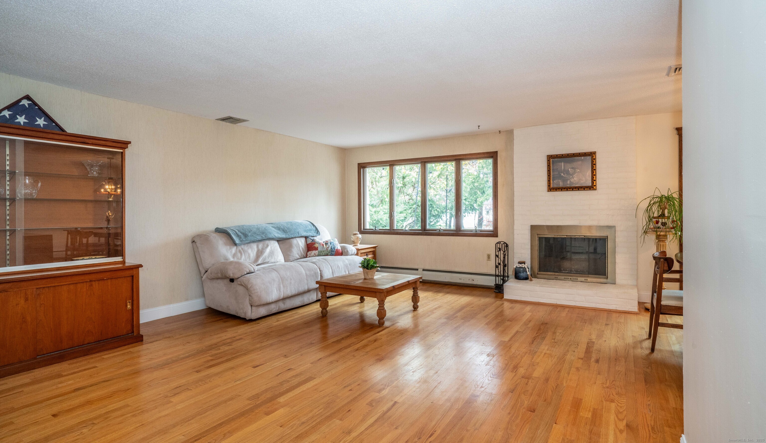 148 King Philip Drive