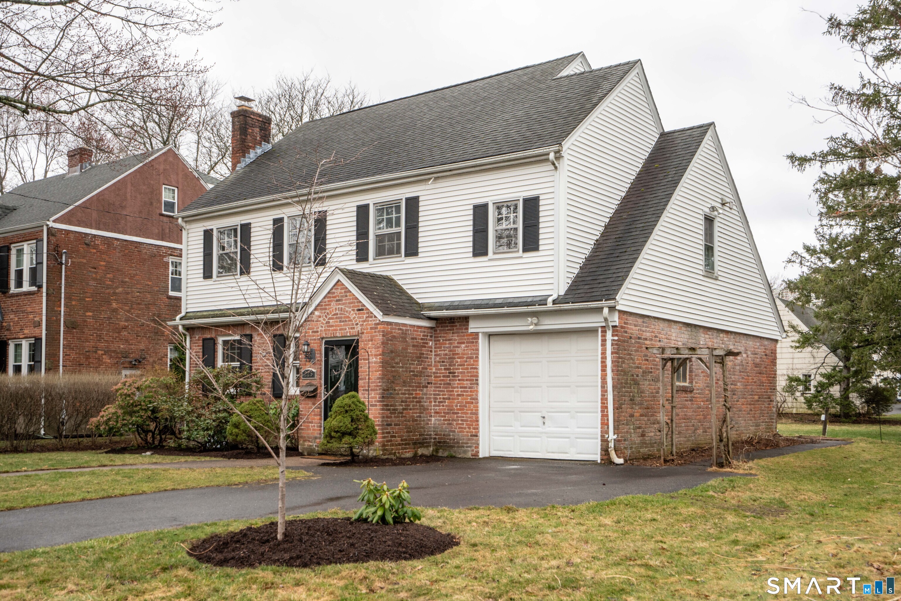 225 Auburn Road