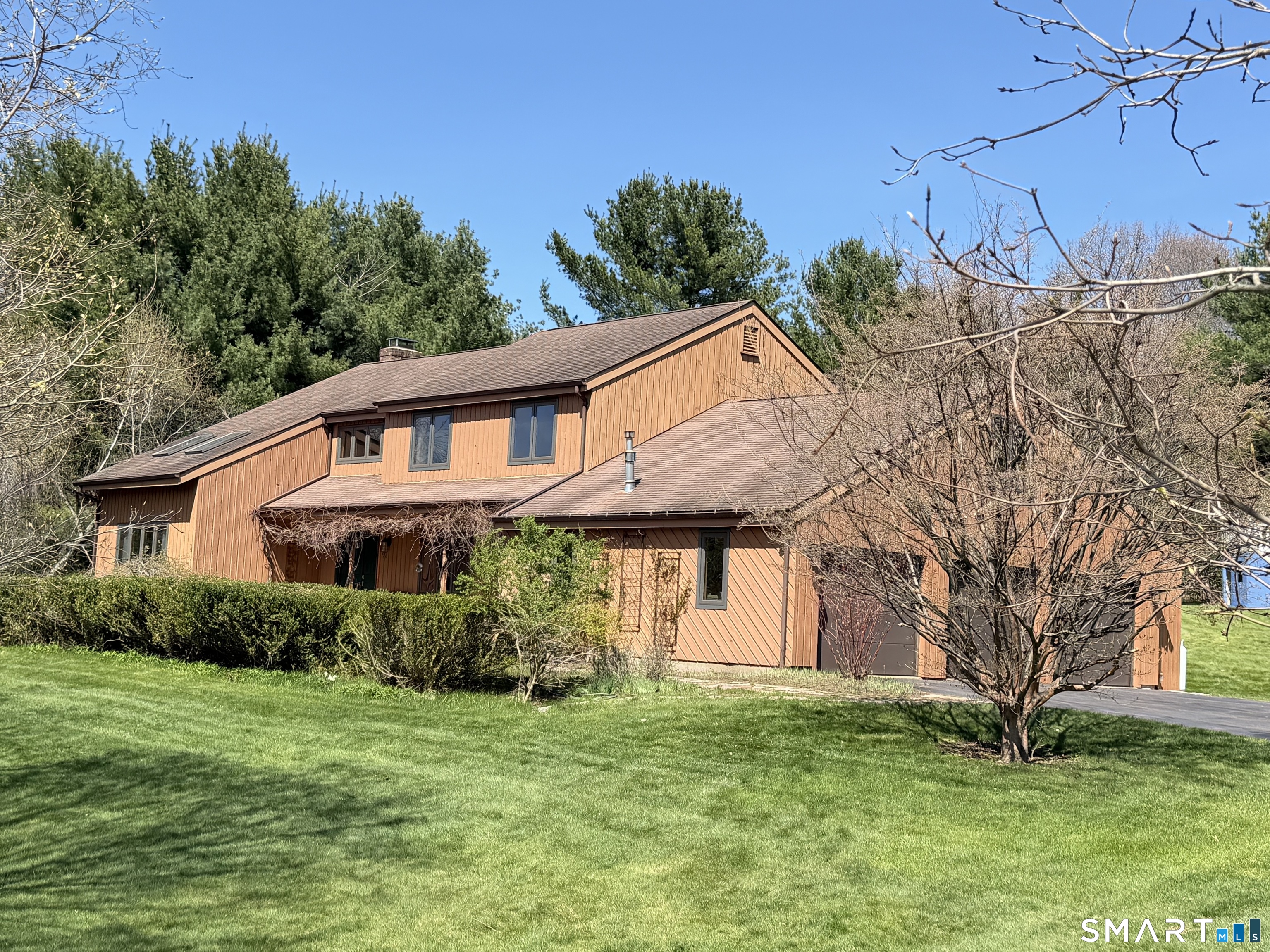 92 Buckingham Drive