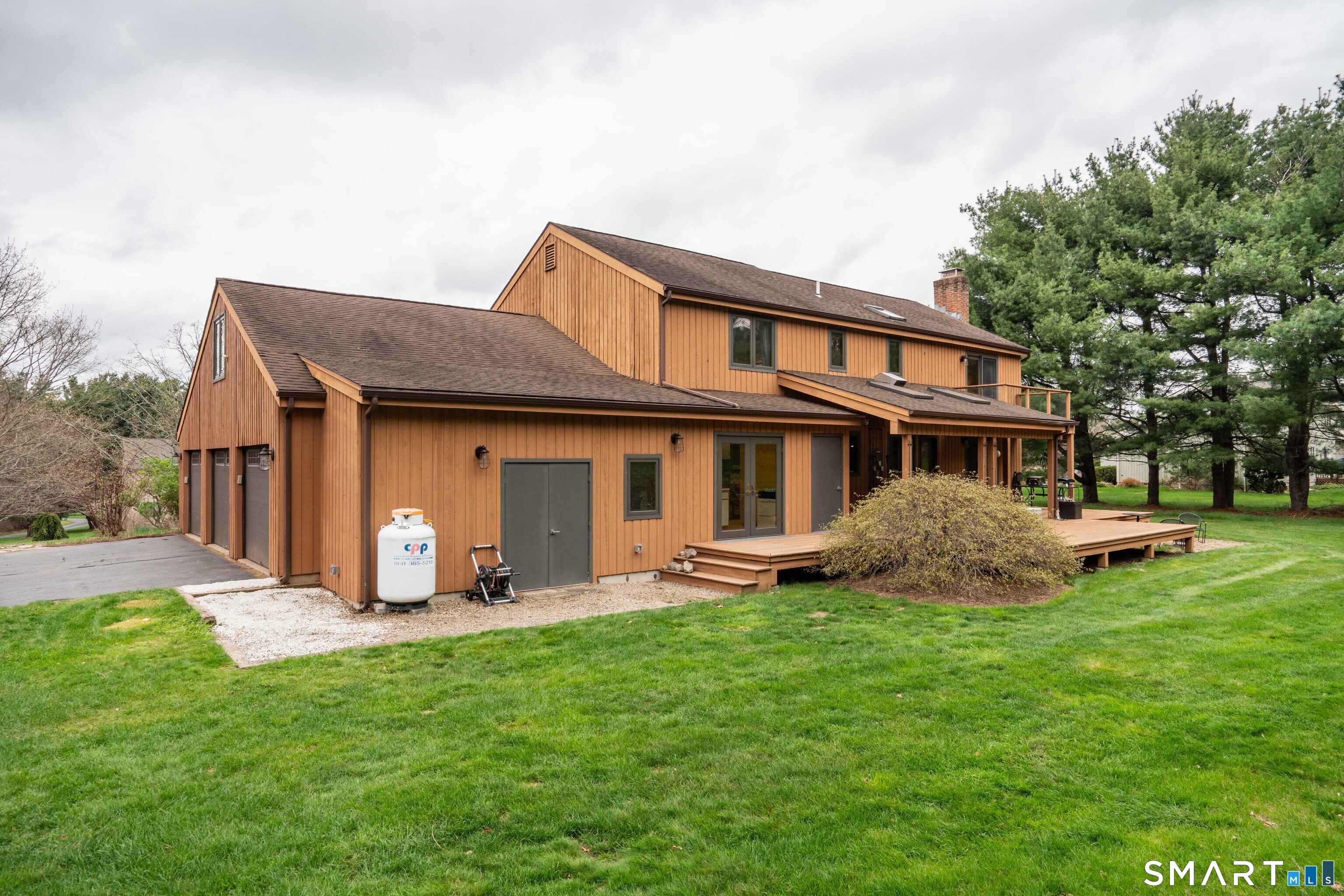 92 Buckingham Drive