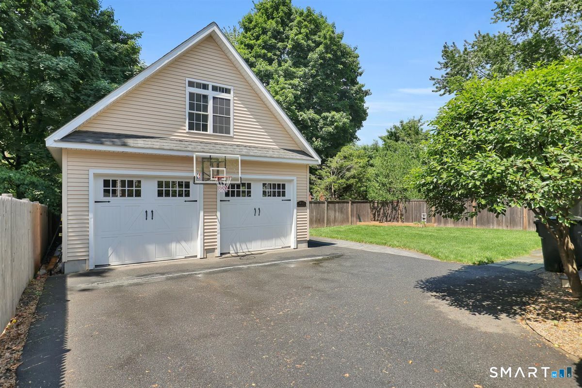 149 Westland Avenue